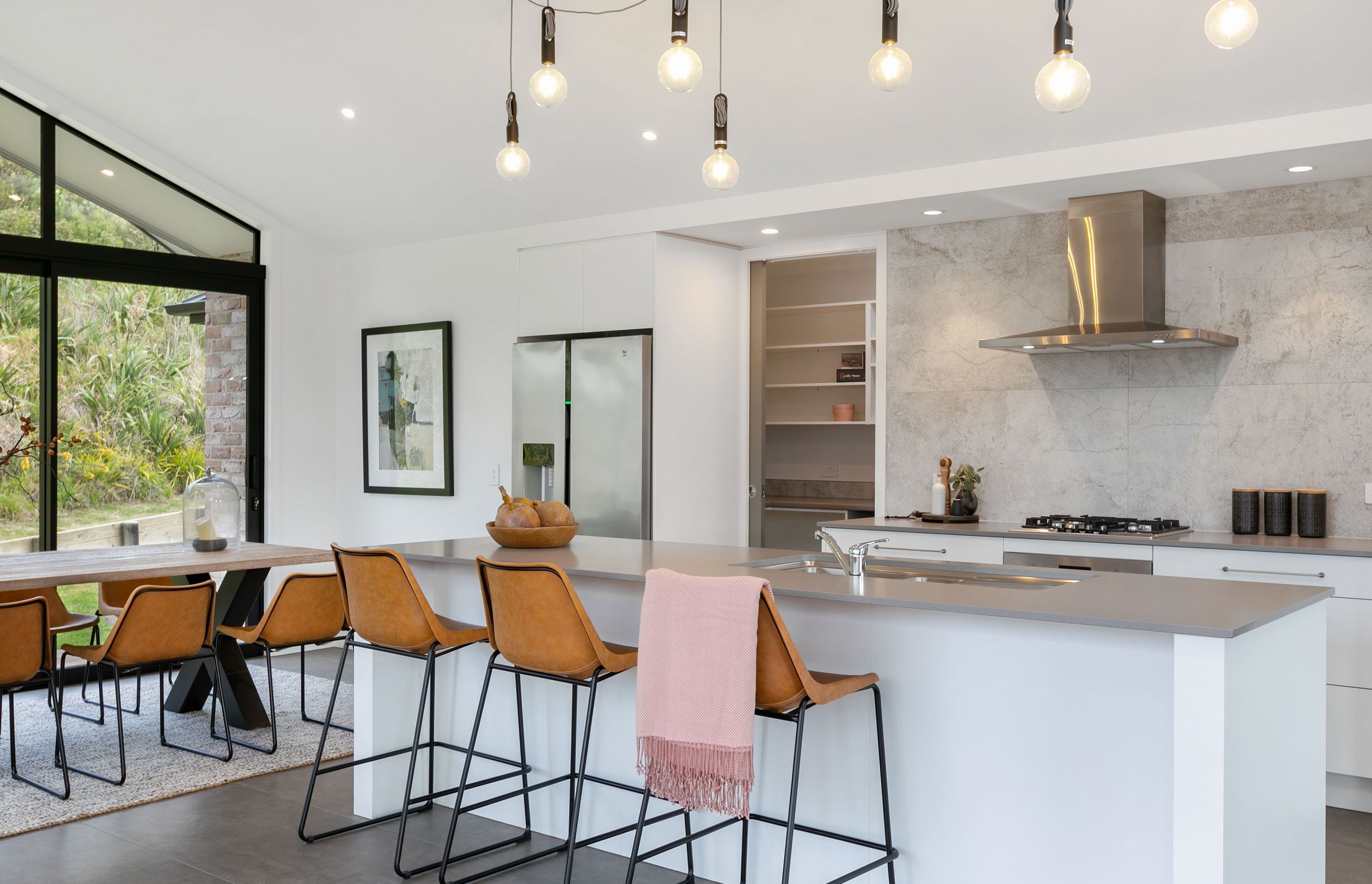 Navigation Home Showhome