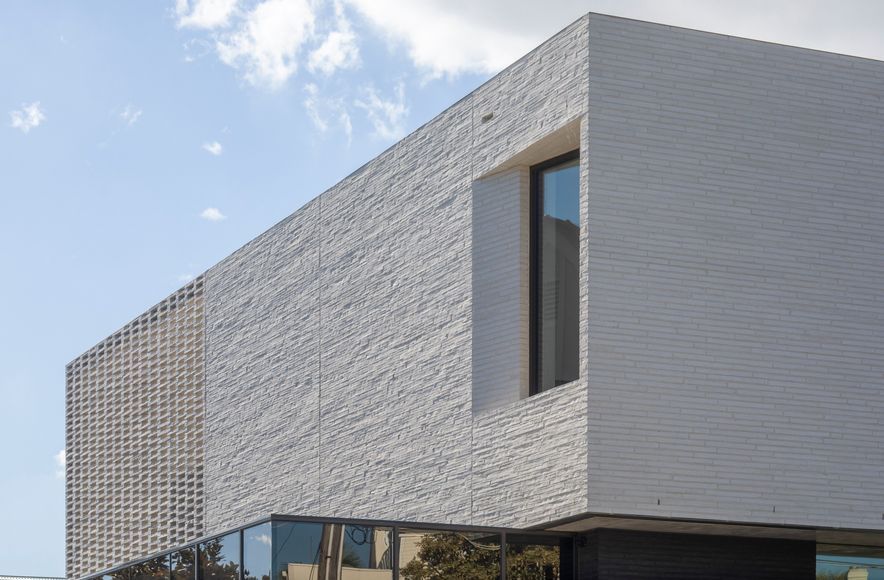 Brise House