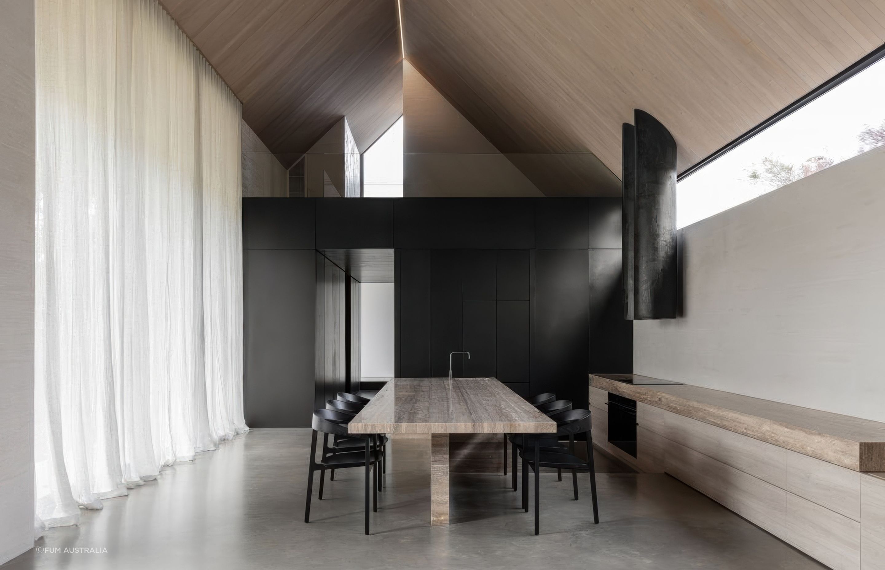 BarwonHeadsHouseAdamKaneArchitects5-web-1024x683-3-gigapixel-high-fidelity-v2-2000w-v3.jpg
