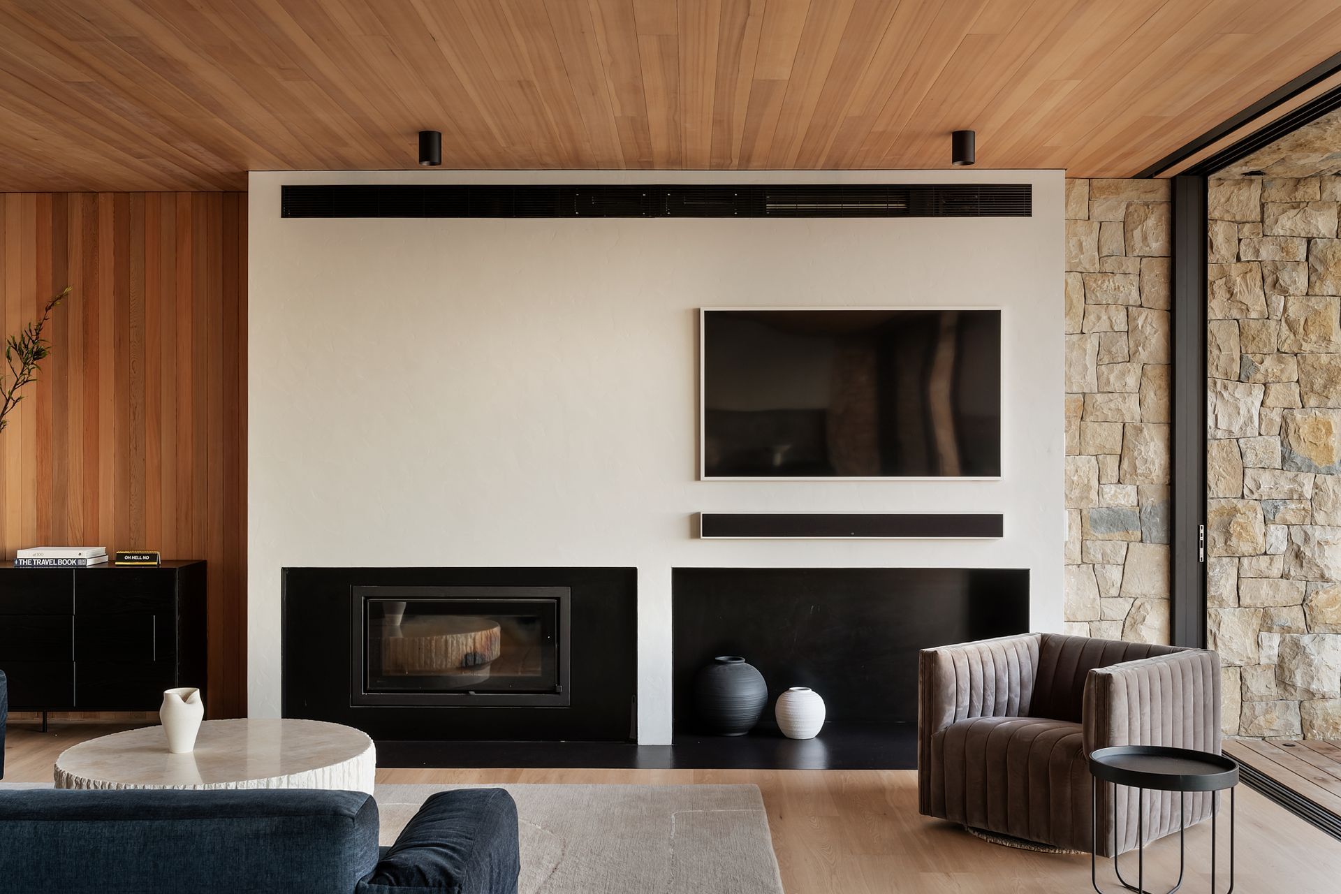 Beachlands-HouseLivingSam-Hartnett10-1.jpg