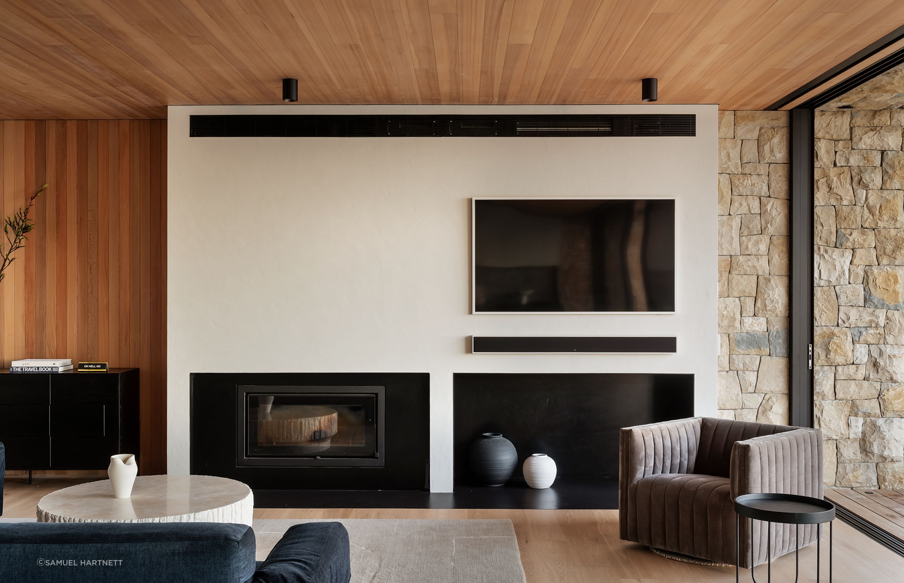 Beachlands-HouseLivingSam-Hartnett10-1.jpg