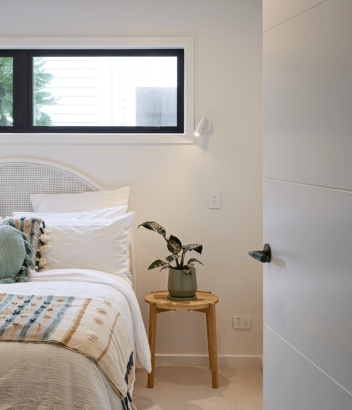 Bedroom-3upscaled-standard-v2-2x.png