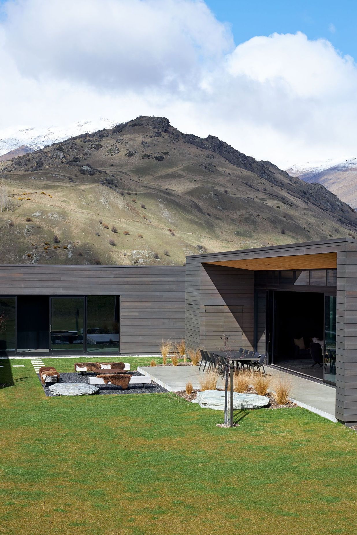 Highland House by Ponting Fitzgerald Architects | ArchiPro NZ