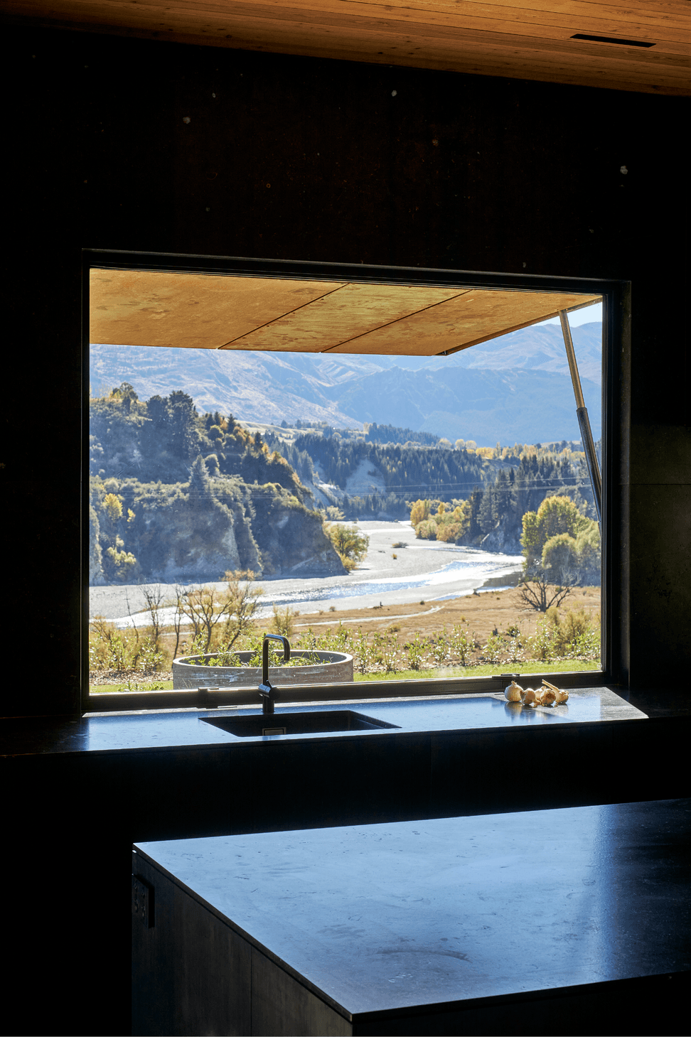 Black-Peak-Mount-Burke-Archipro15.png