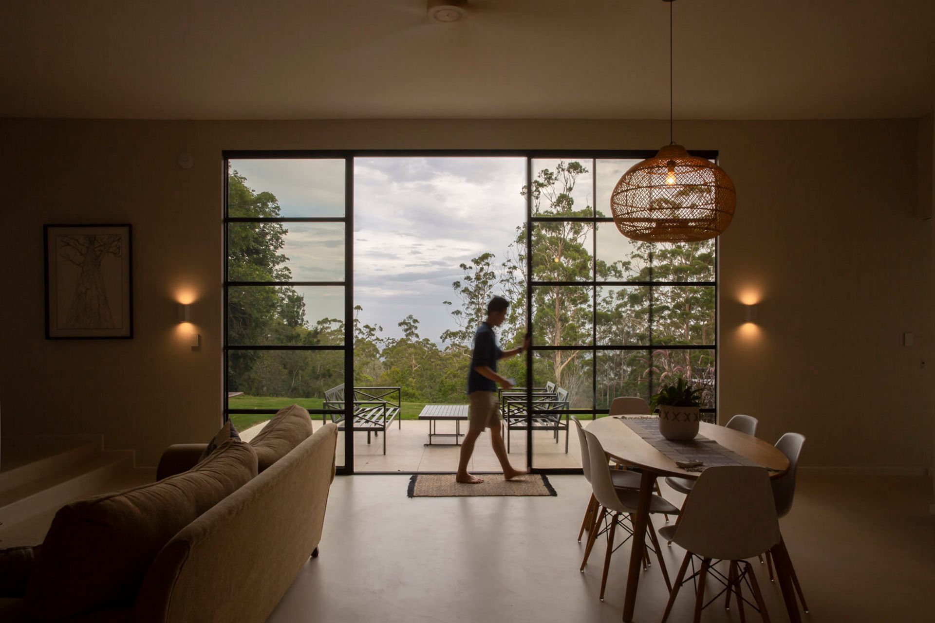 Blade House Tamborine Mountain