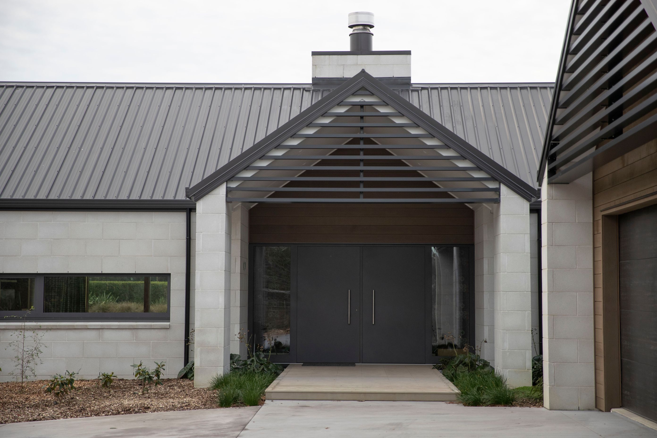 Brownconstruction0607.jpg