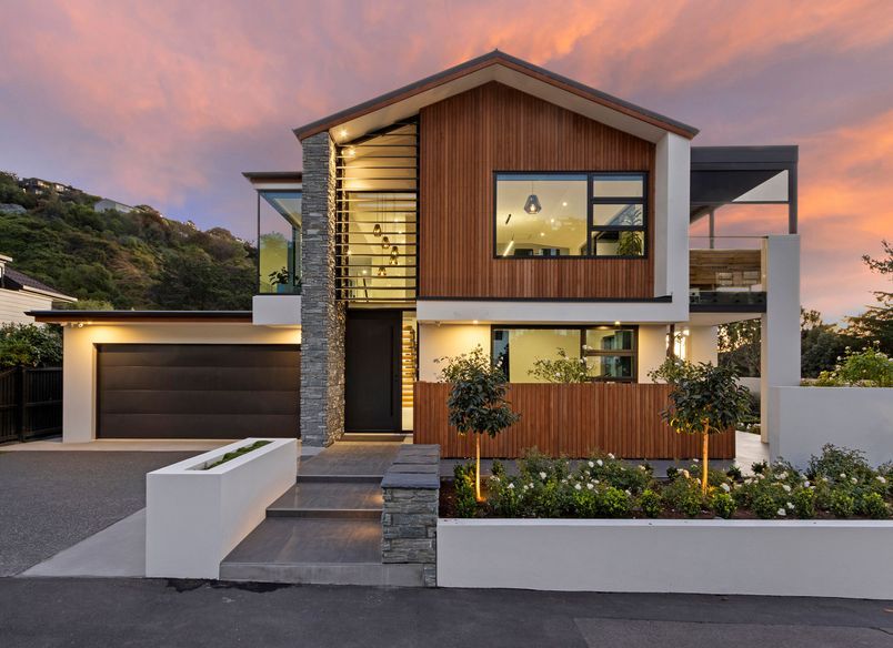 Award winning Beachside Beauty.