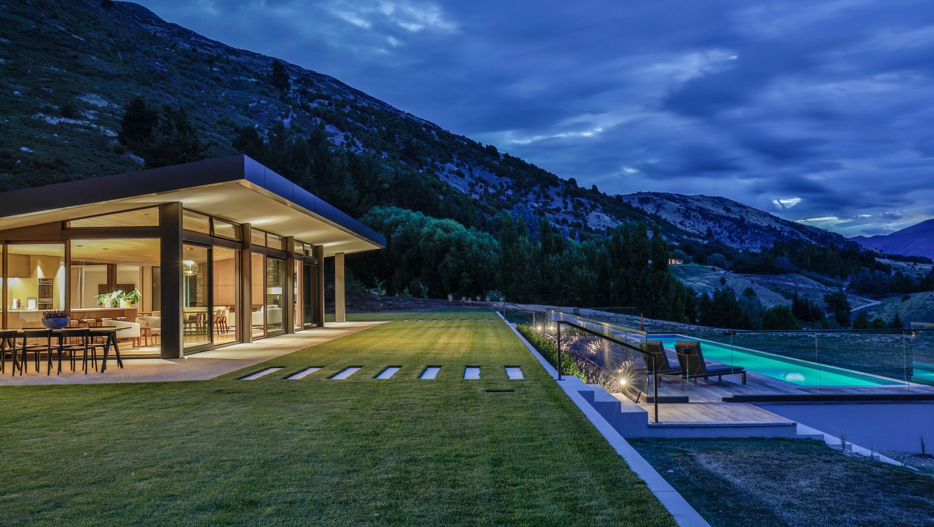 Mount Barker Residence, Wanaka banner