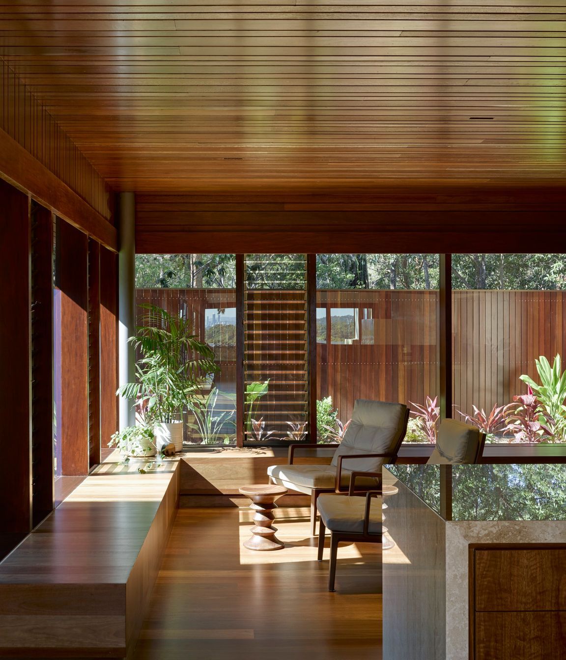 J&amp;J RESIDENCE