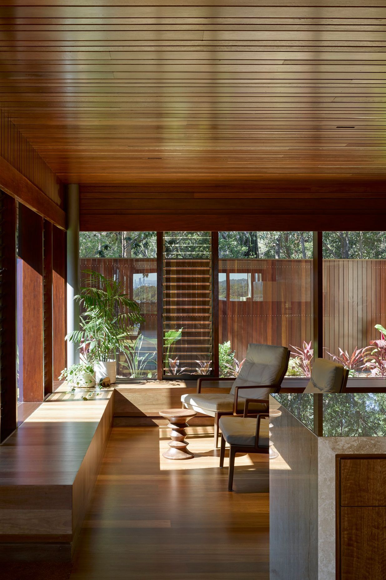 J&amp;J RESIDENCE