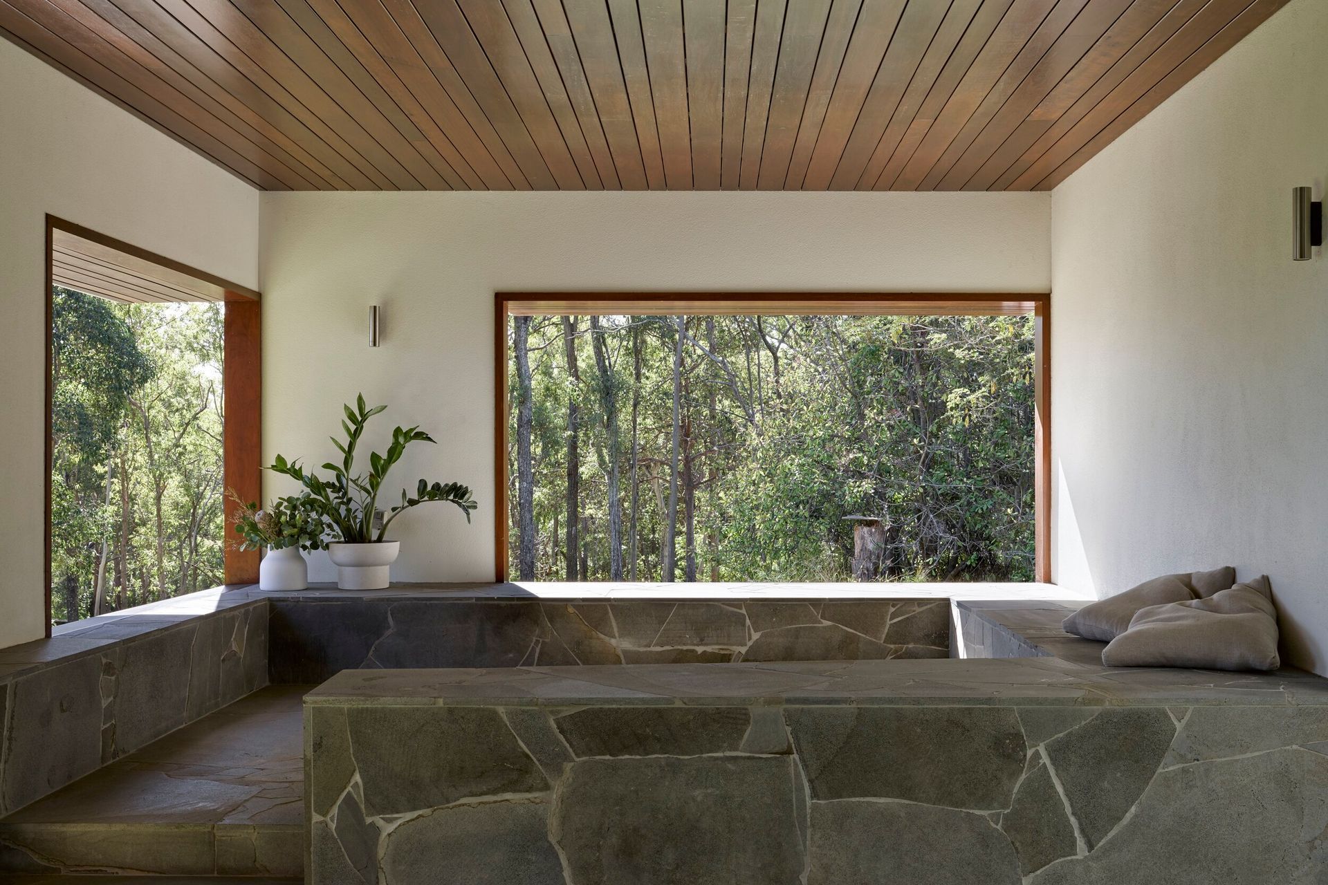 J&J RESIDENCE