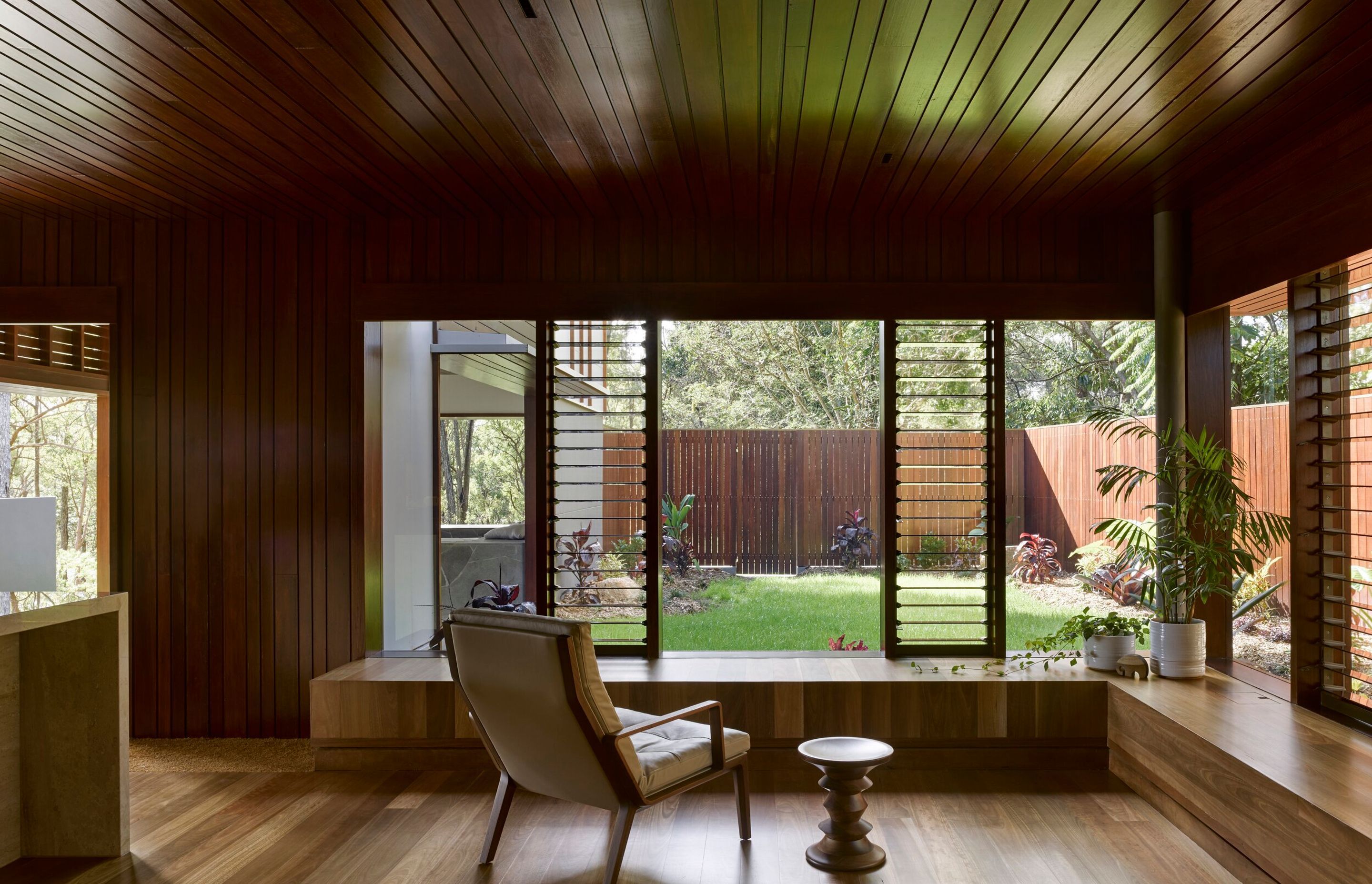 J&amp;J RESIDENCE