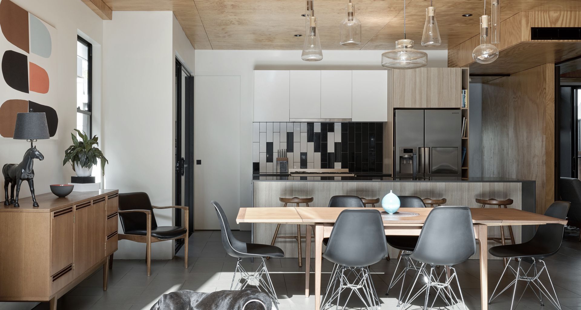 S + I Residence banner