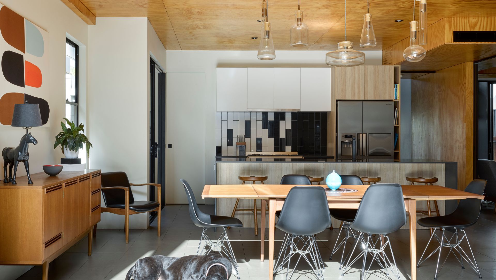 S + I Residence banner