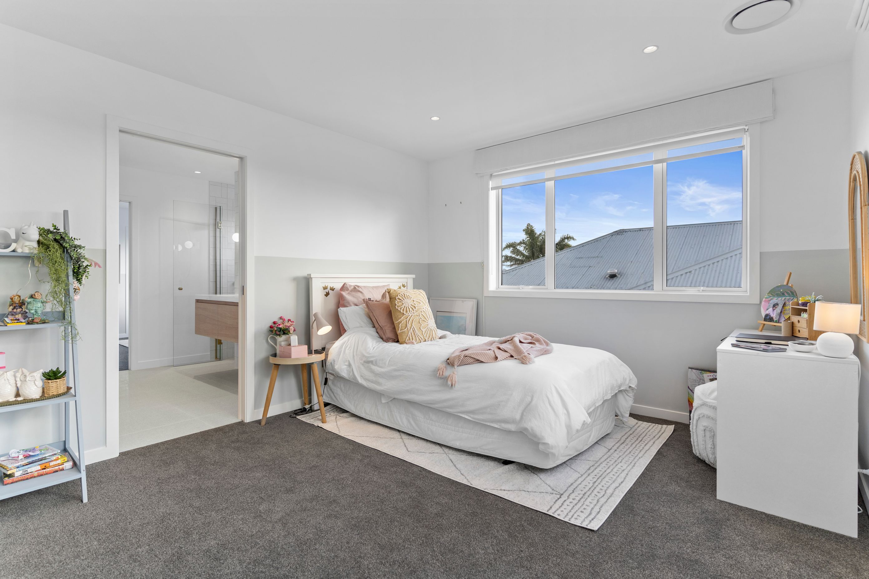 Cain-BuiltDevonportNew-BuildBedroom1.jpg