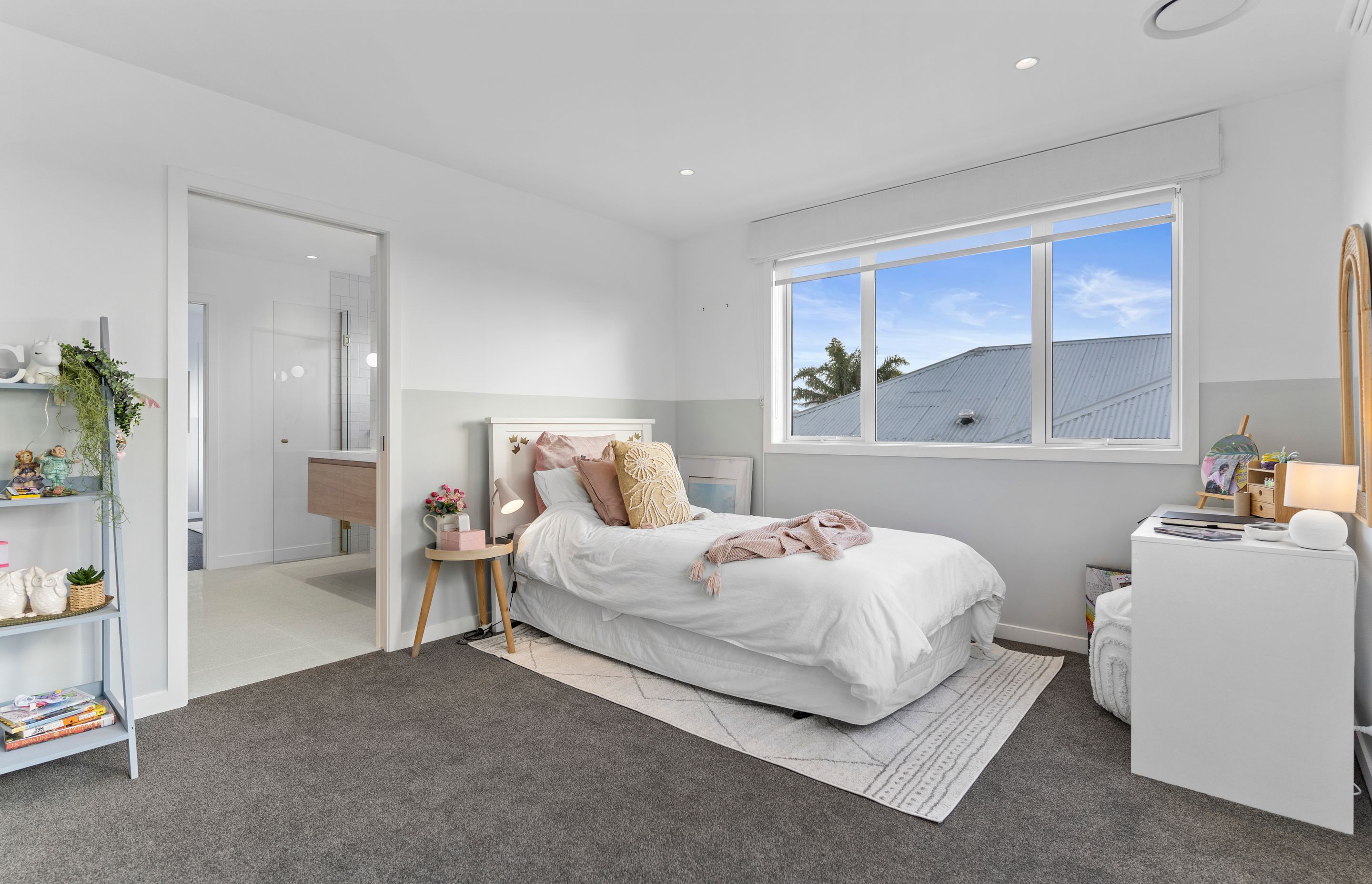 Cain-BuiltDevonportNew-BuildBedroom1.jpg