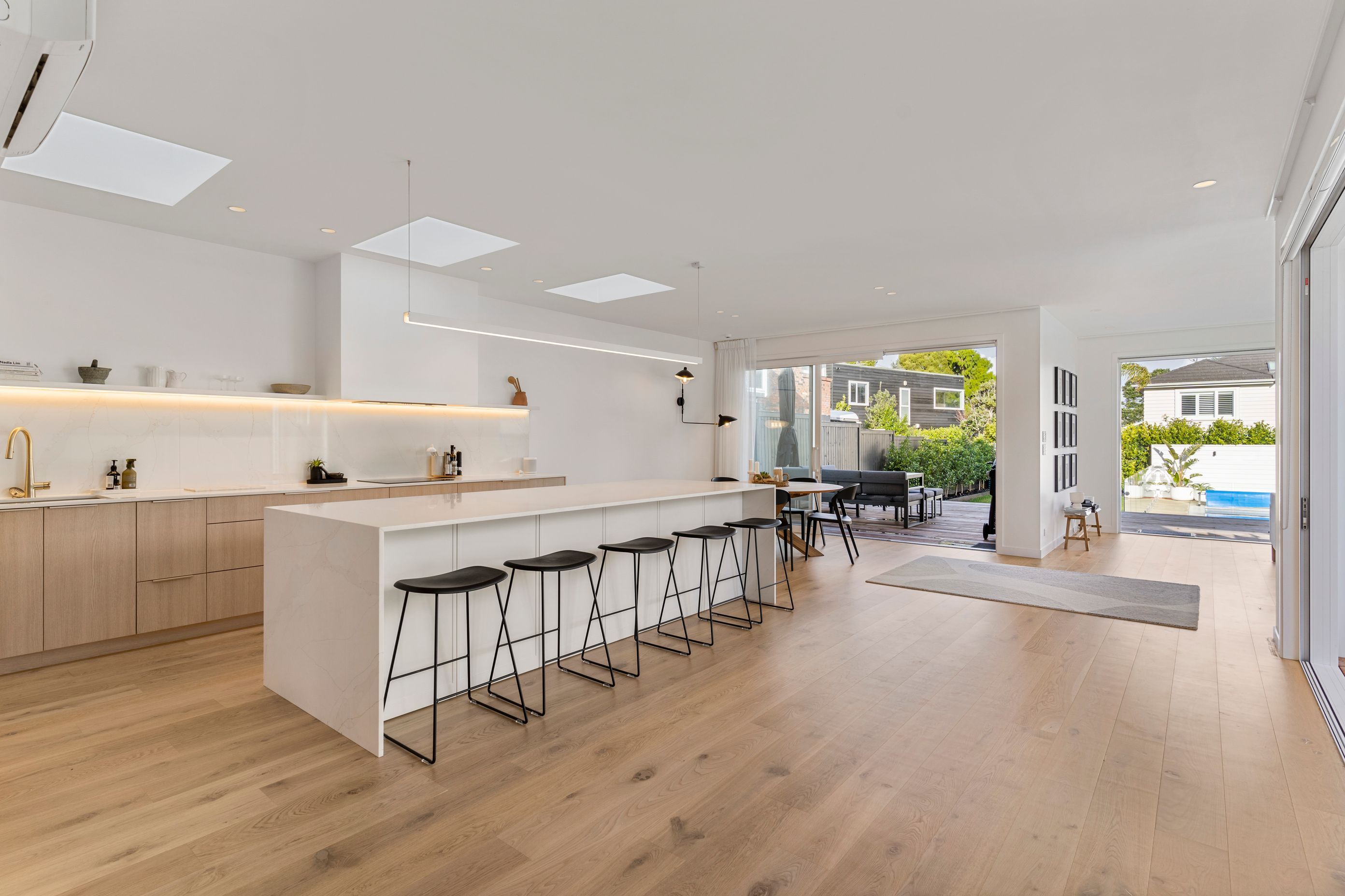 Cain-BuiltDevonportNew-Buildkitchen-entrance-v2.jpg