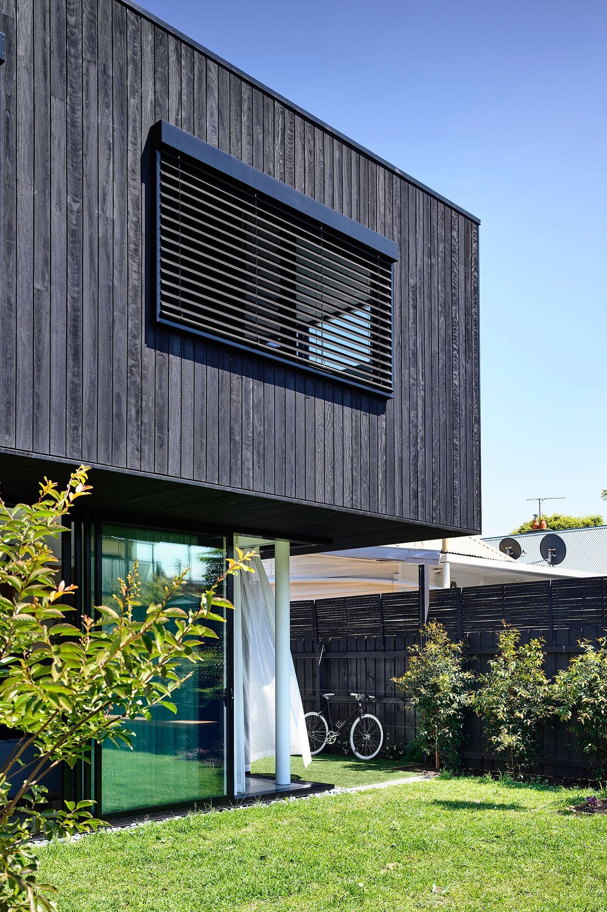 Paperback House, Northcote - External Venetians