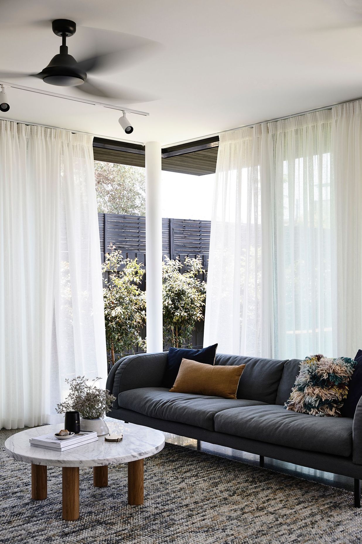 Paperback House, Northcote - External Venetians