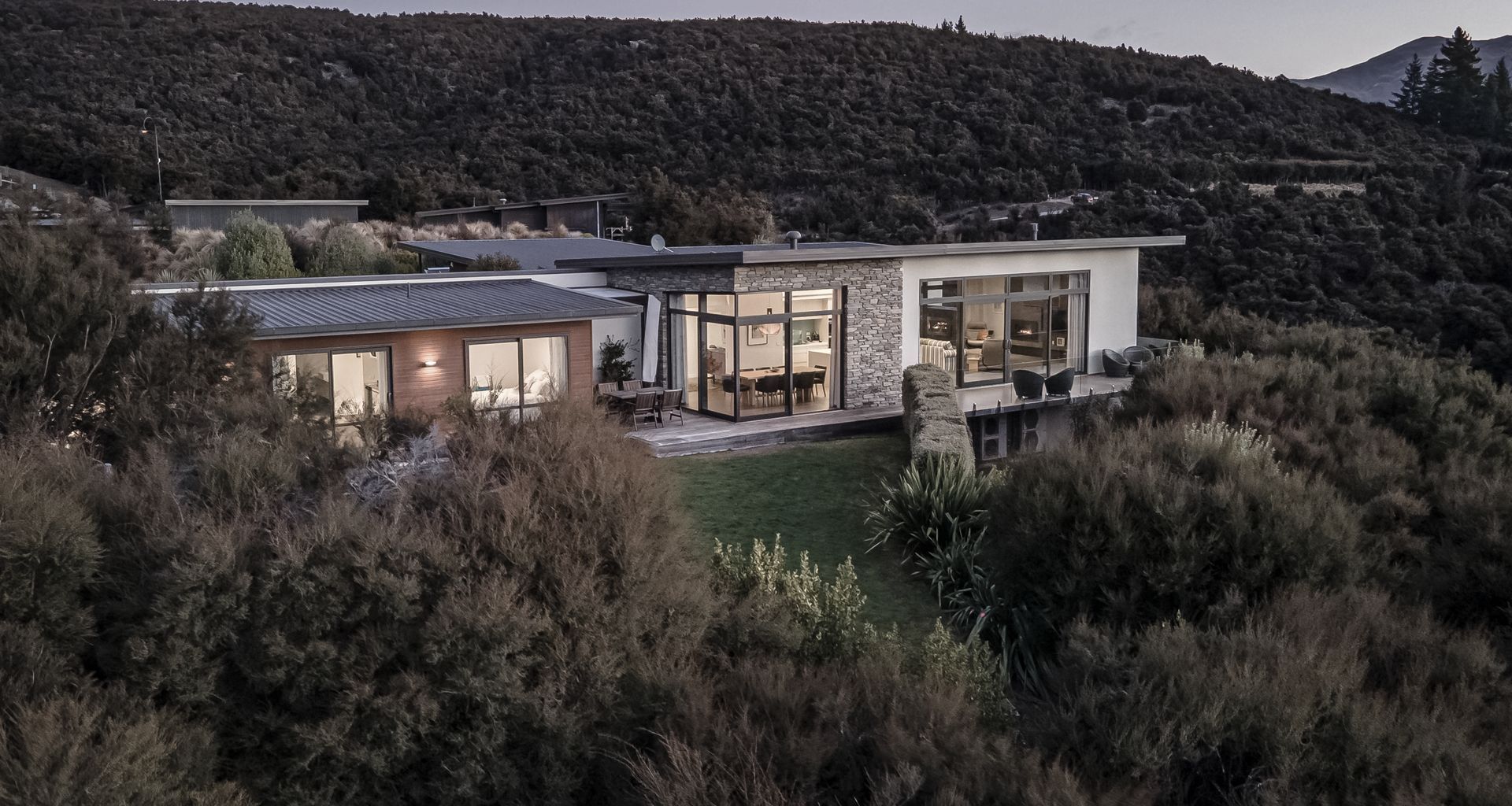 Hidden Hills II banner