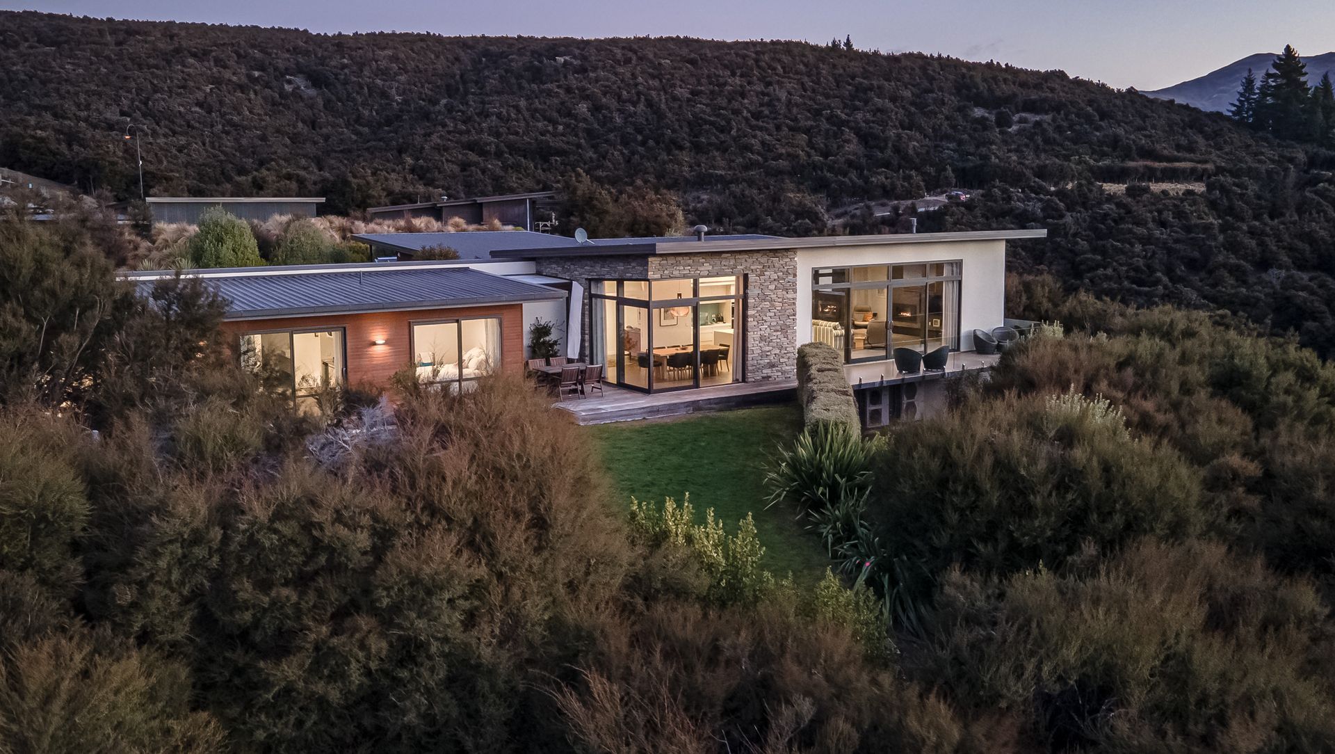 Hidden Hills II banner