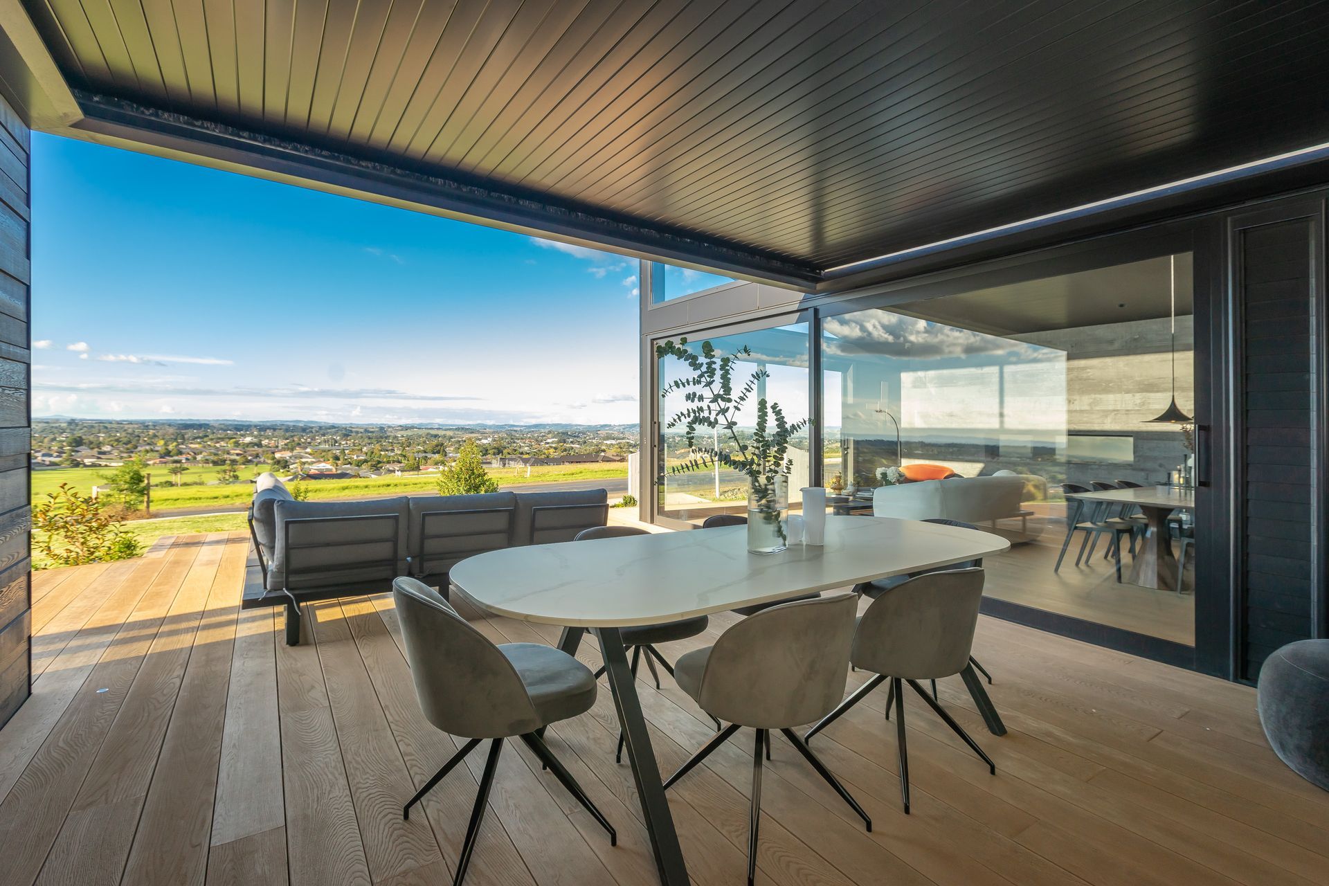 Contemporary Retreat in Pukekohe