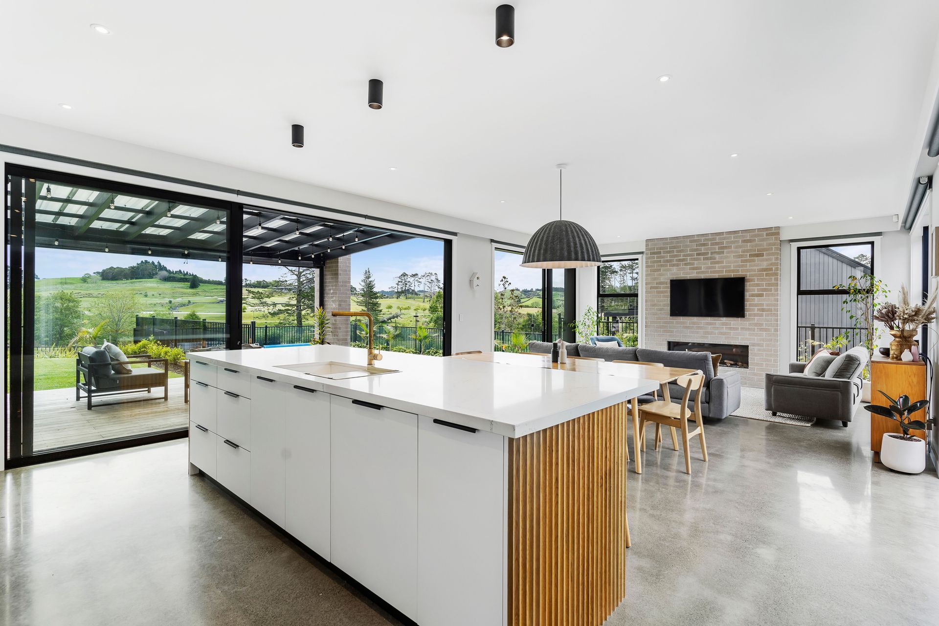 Wainui House