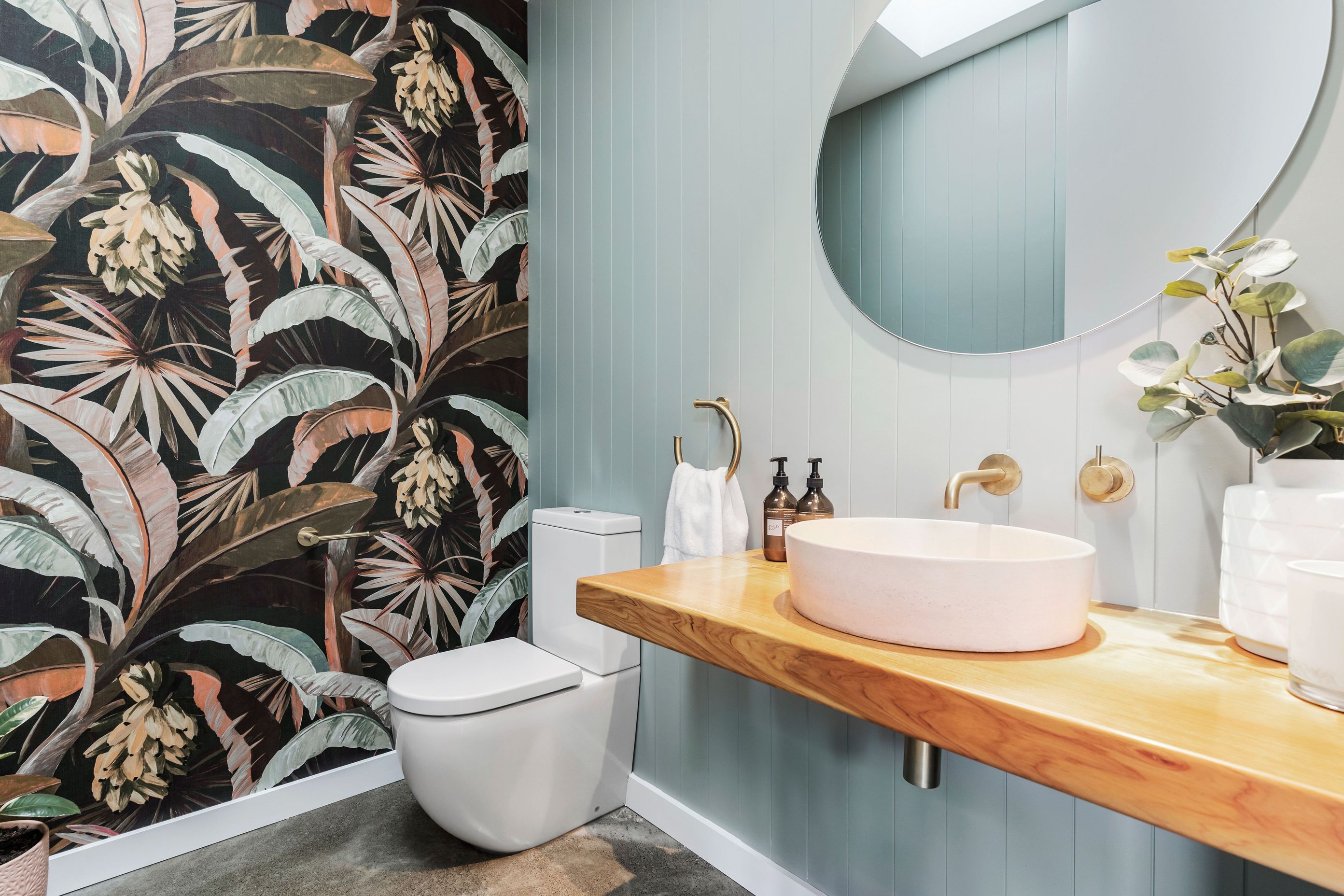 Wainui House