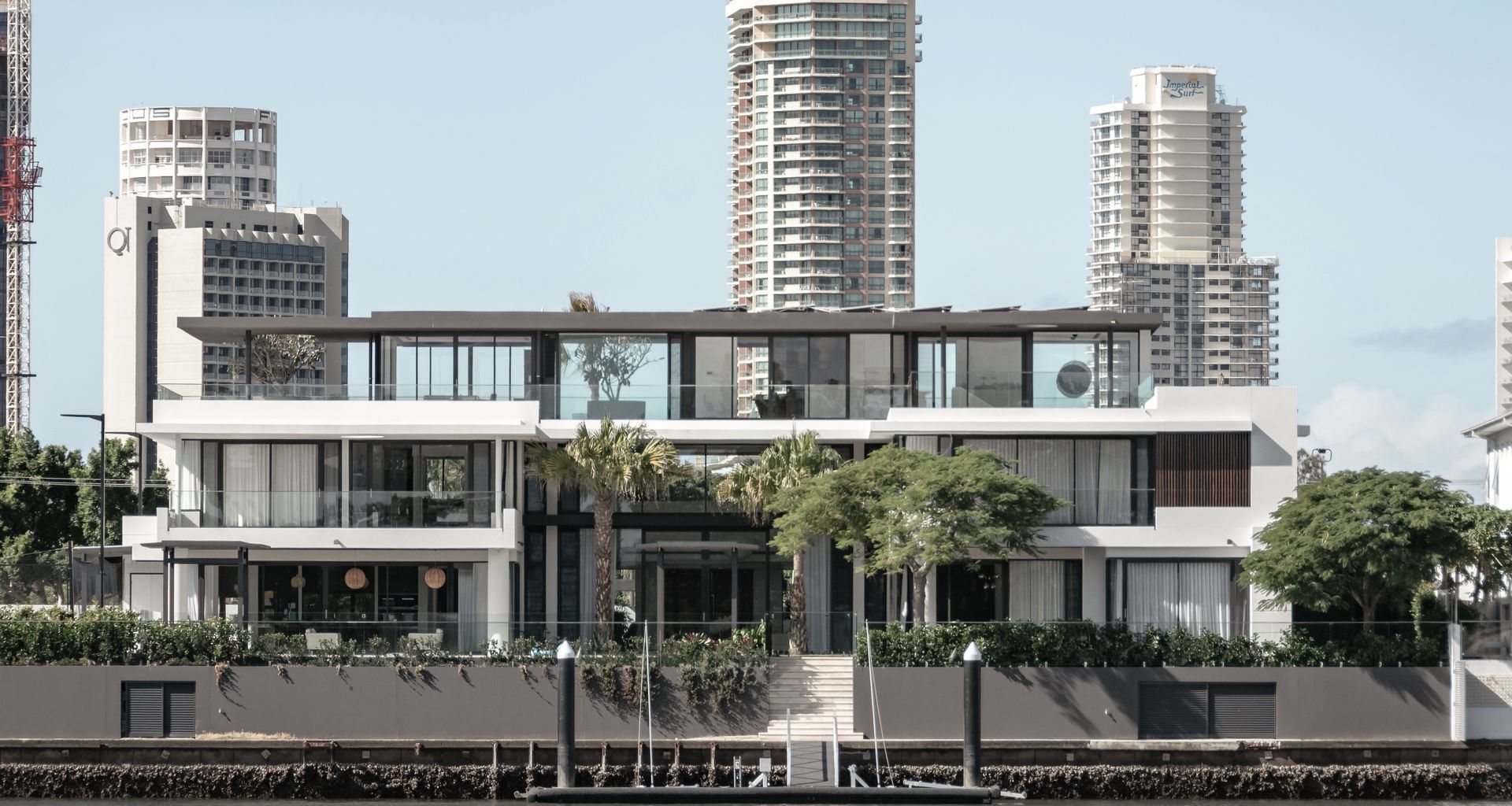 Surfers Paradise Residence banner