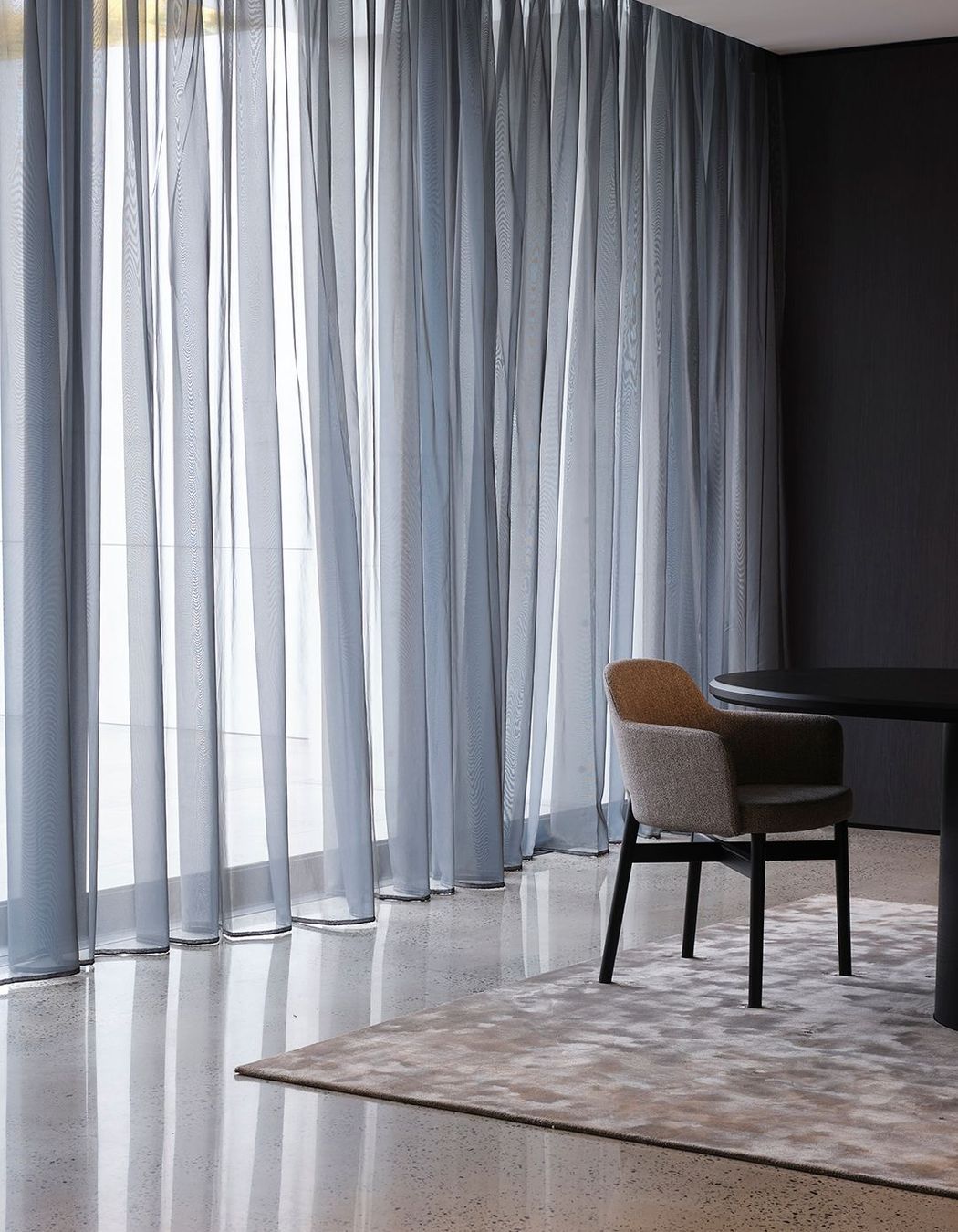 Weir House - Sheers Curtains and External Venetians