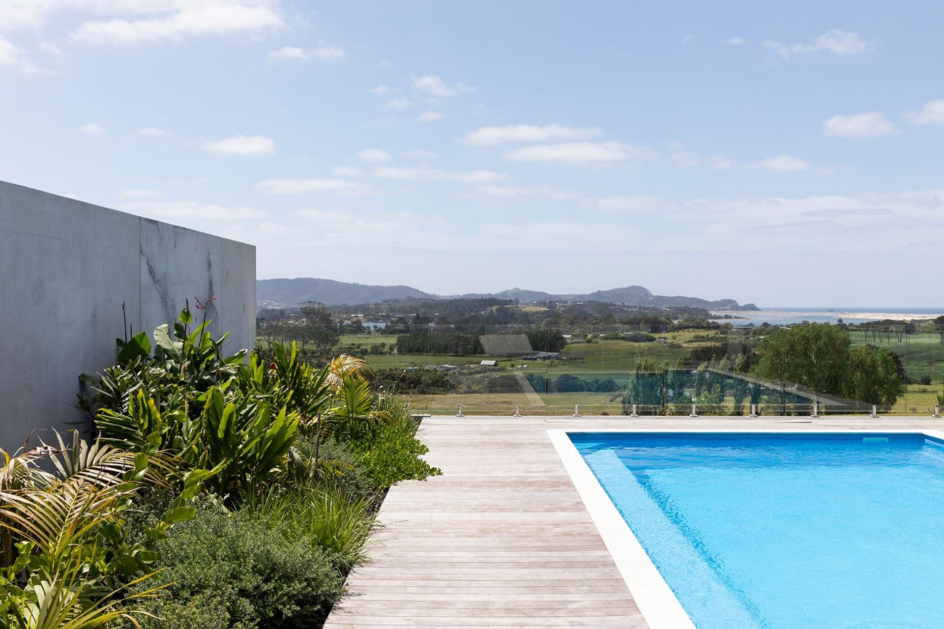 tiro-Moana (View of the Ocean)