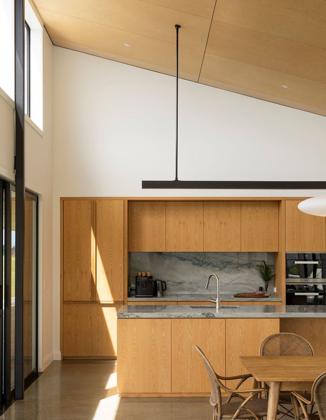 tiro-Moana (View of the Ocean)