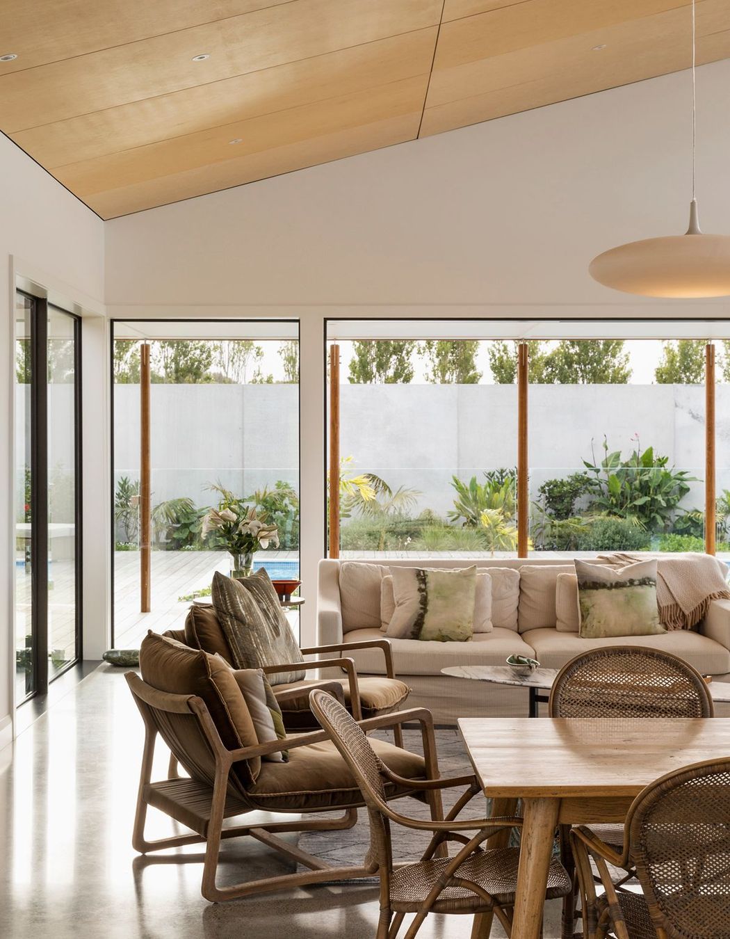 tiro-Moana (View of the Ocean)