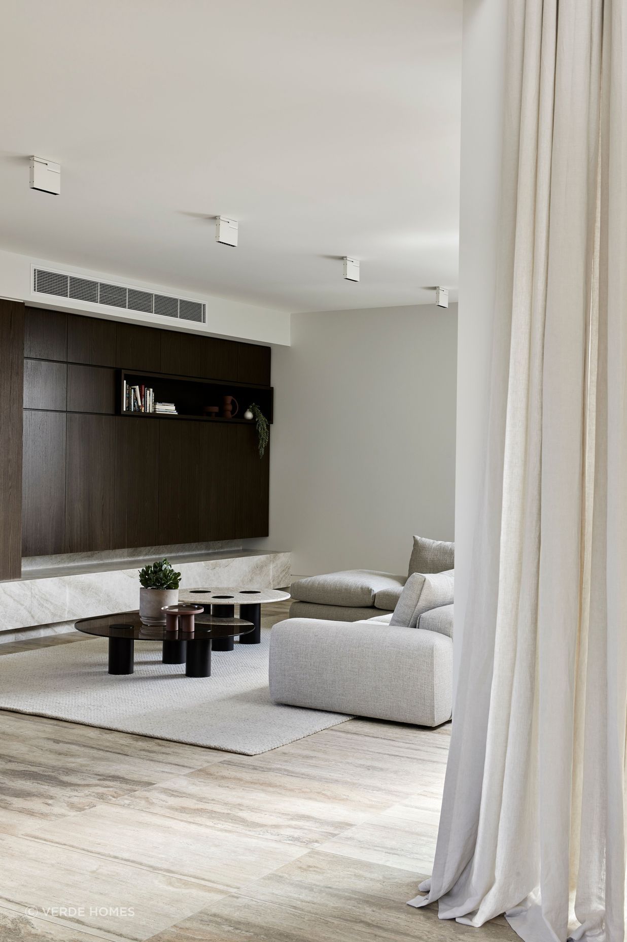 Dependee-ResidenceTravertineVERDE-CAMBERWELL-024.jpg