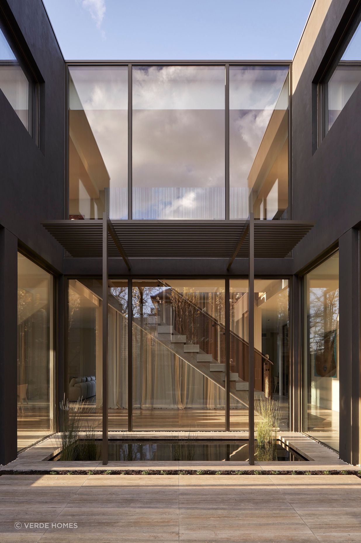 Dependee-ResidenceTravertineVERDE-CAMBERWELL-040.jpg