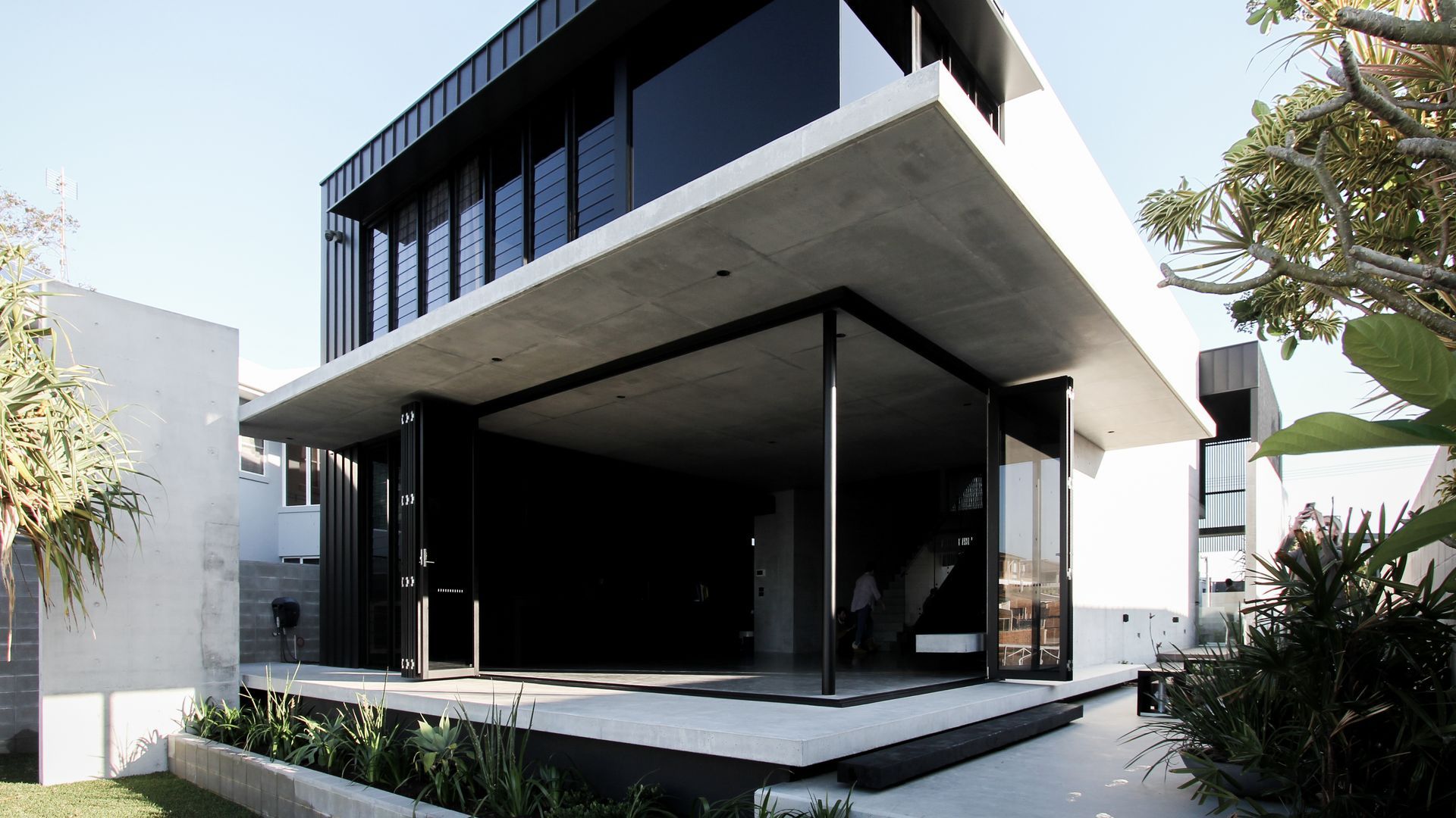 Elanora Residence banner