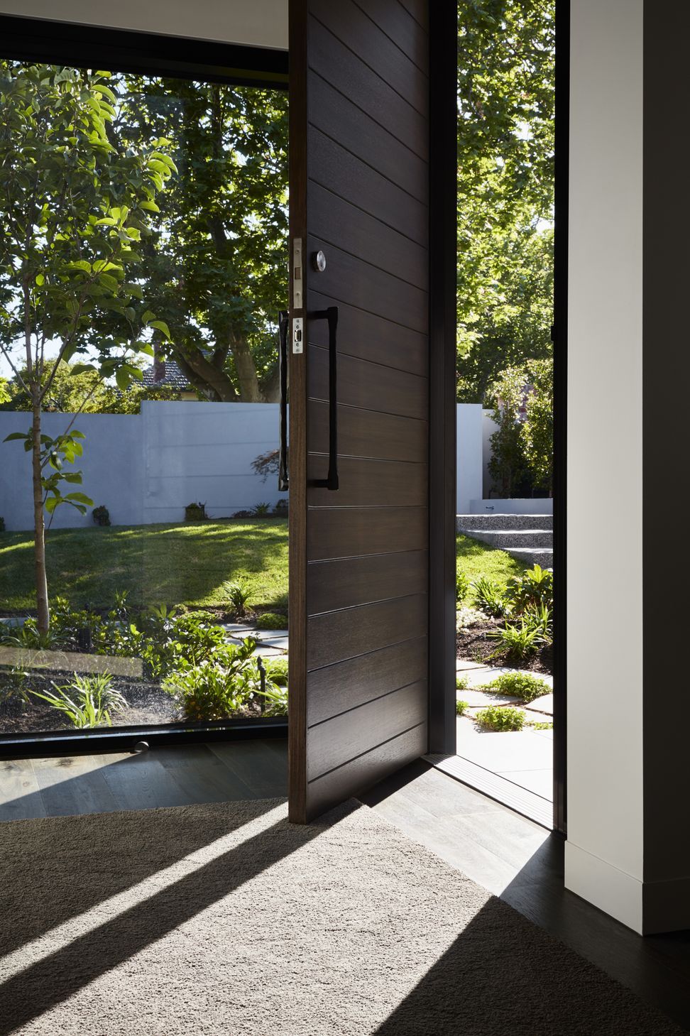 EastIvanhoeResidence04.jpg