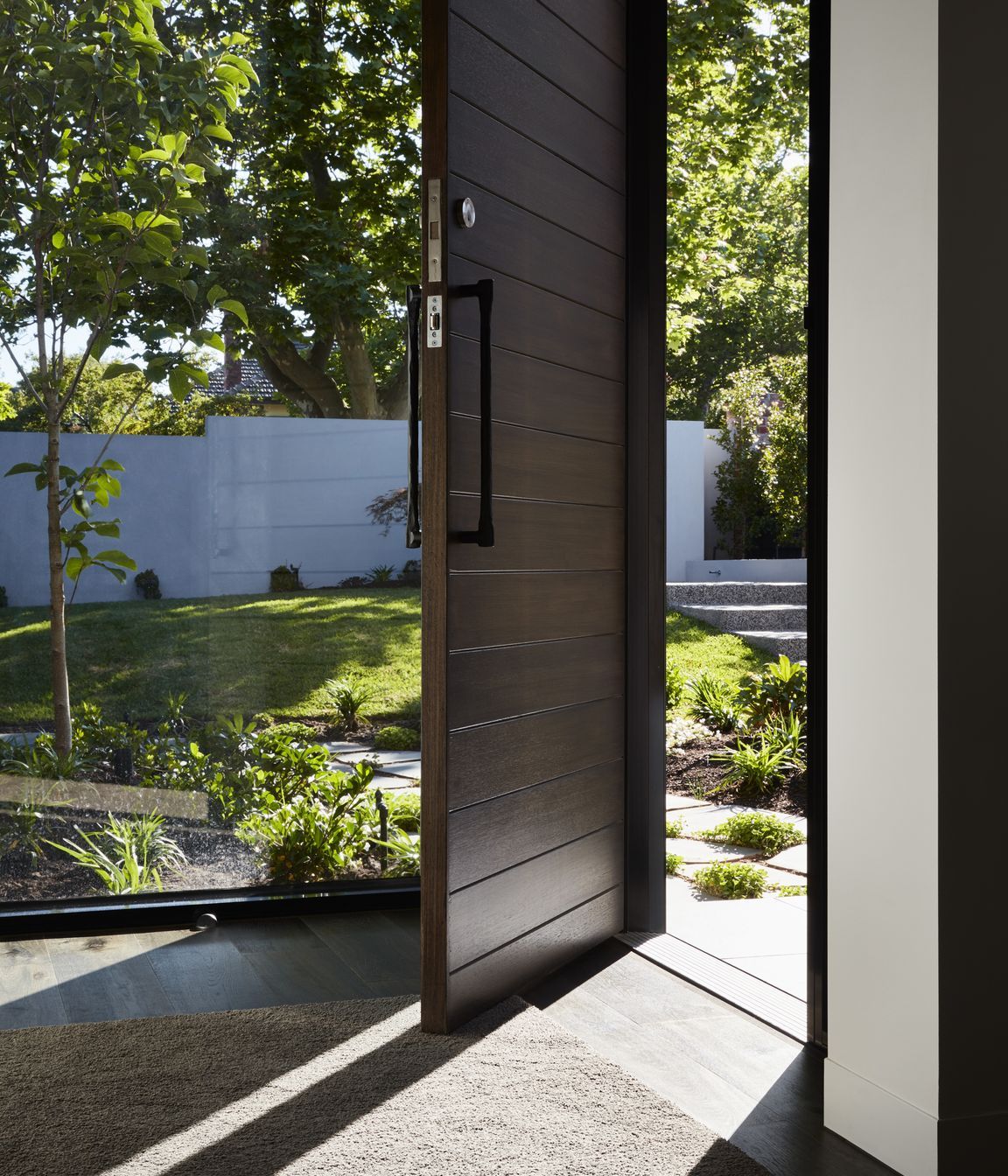 EastIvanhoeResidence04.jpg
