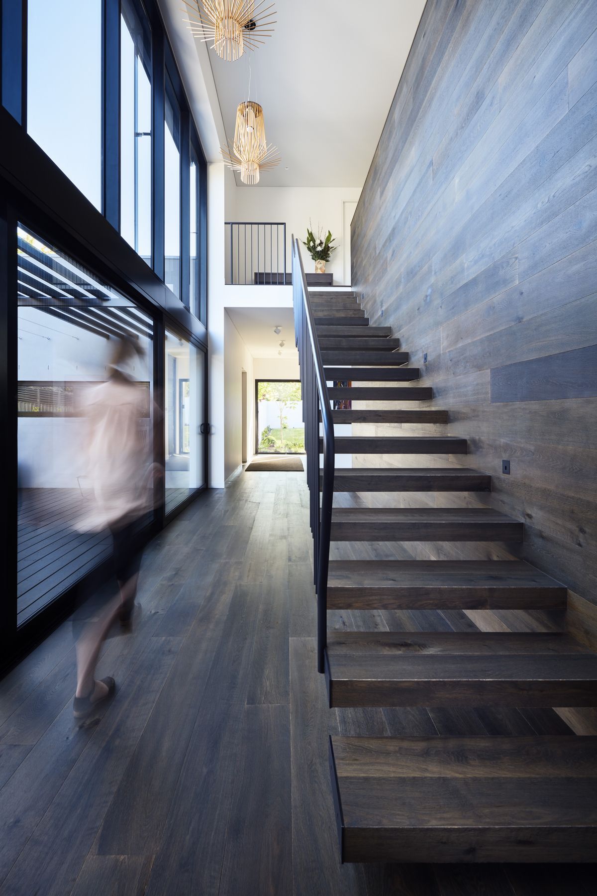 EastIvanhoeResidence06.jpg