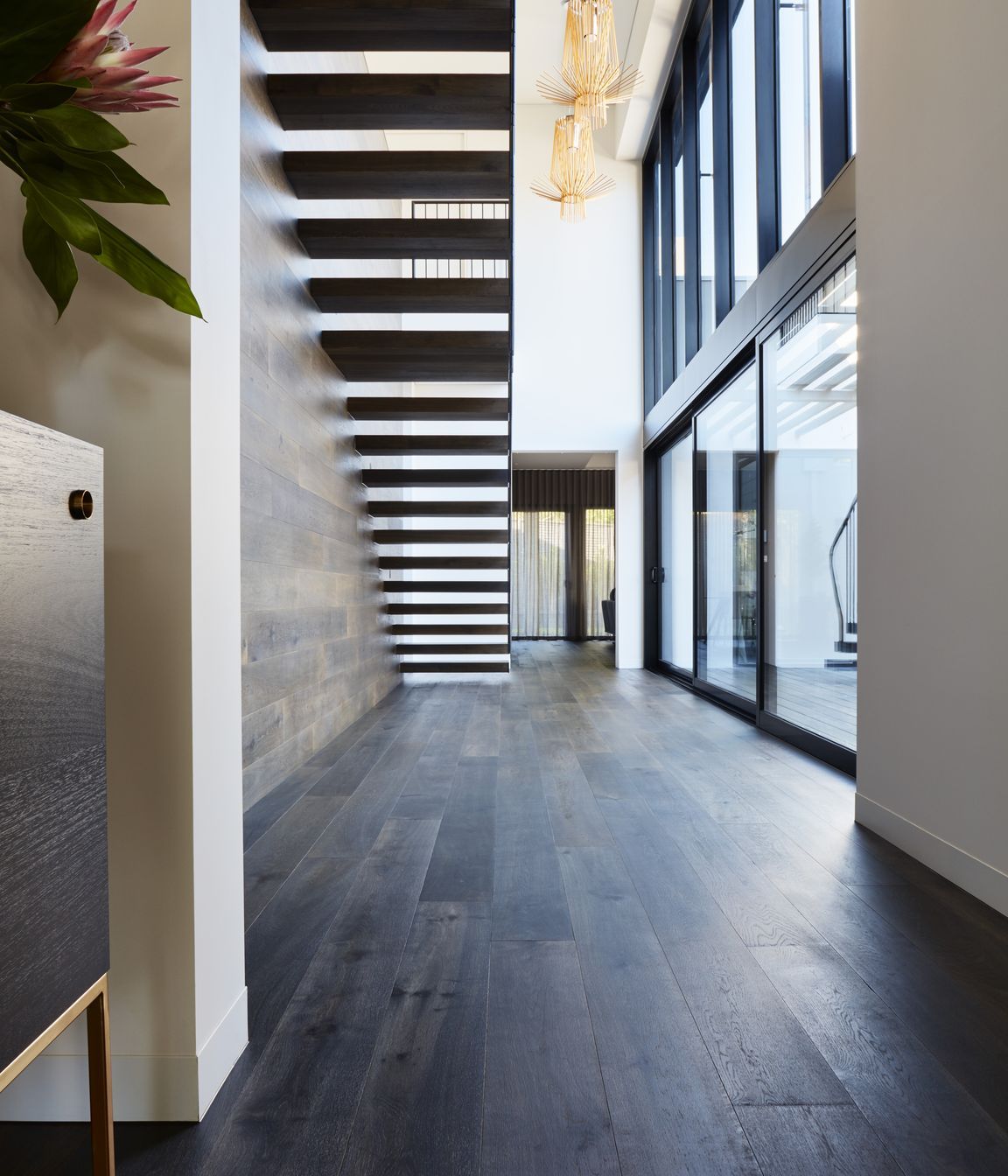 EastIvanhoeResidence08.jpg