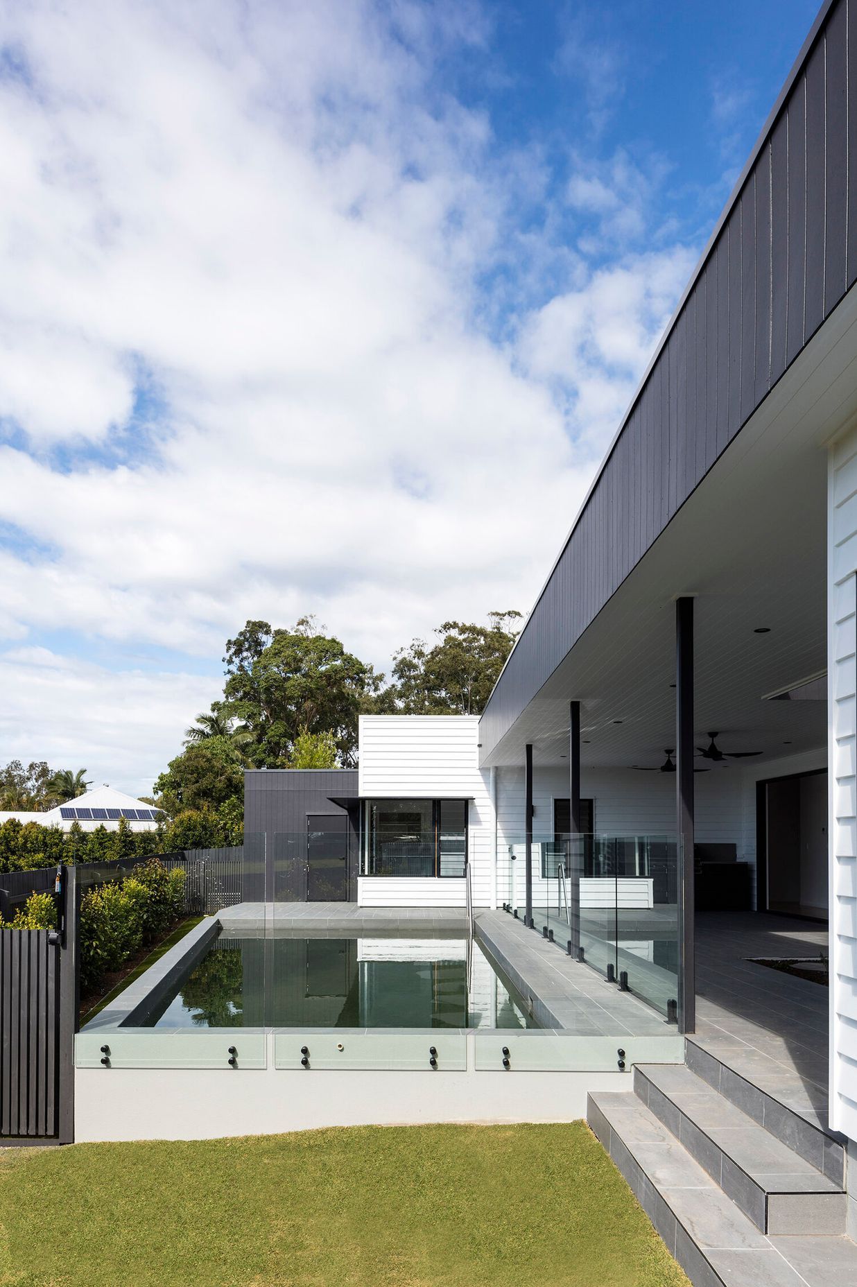 ^^Noosaville House