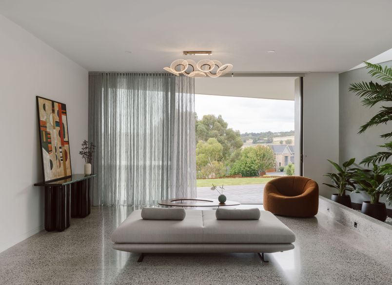 ENCLAVE Architects – House On The Hill