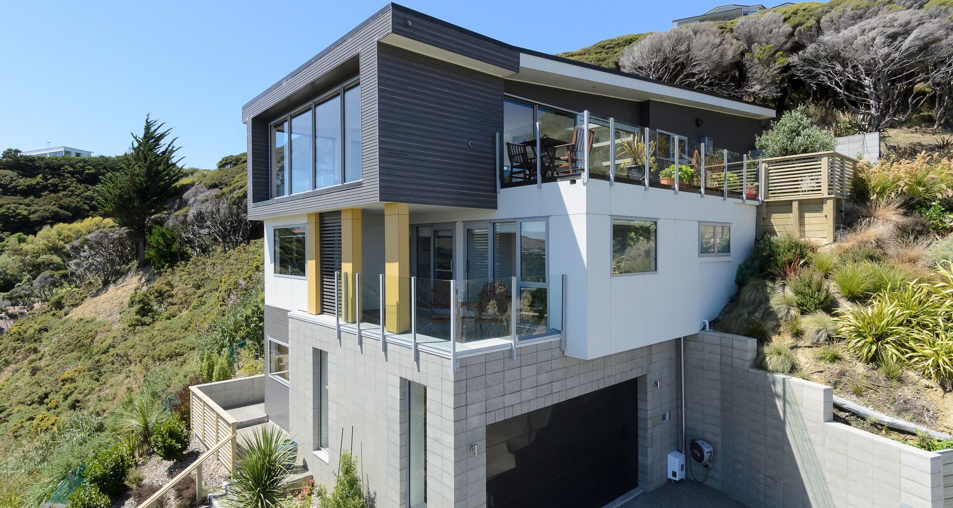 Paremata House banner