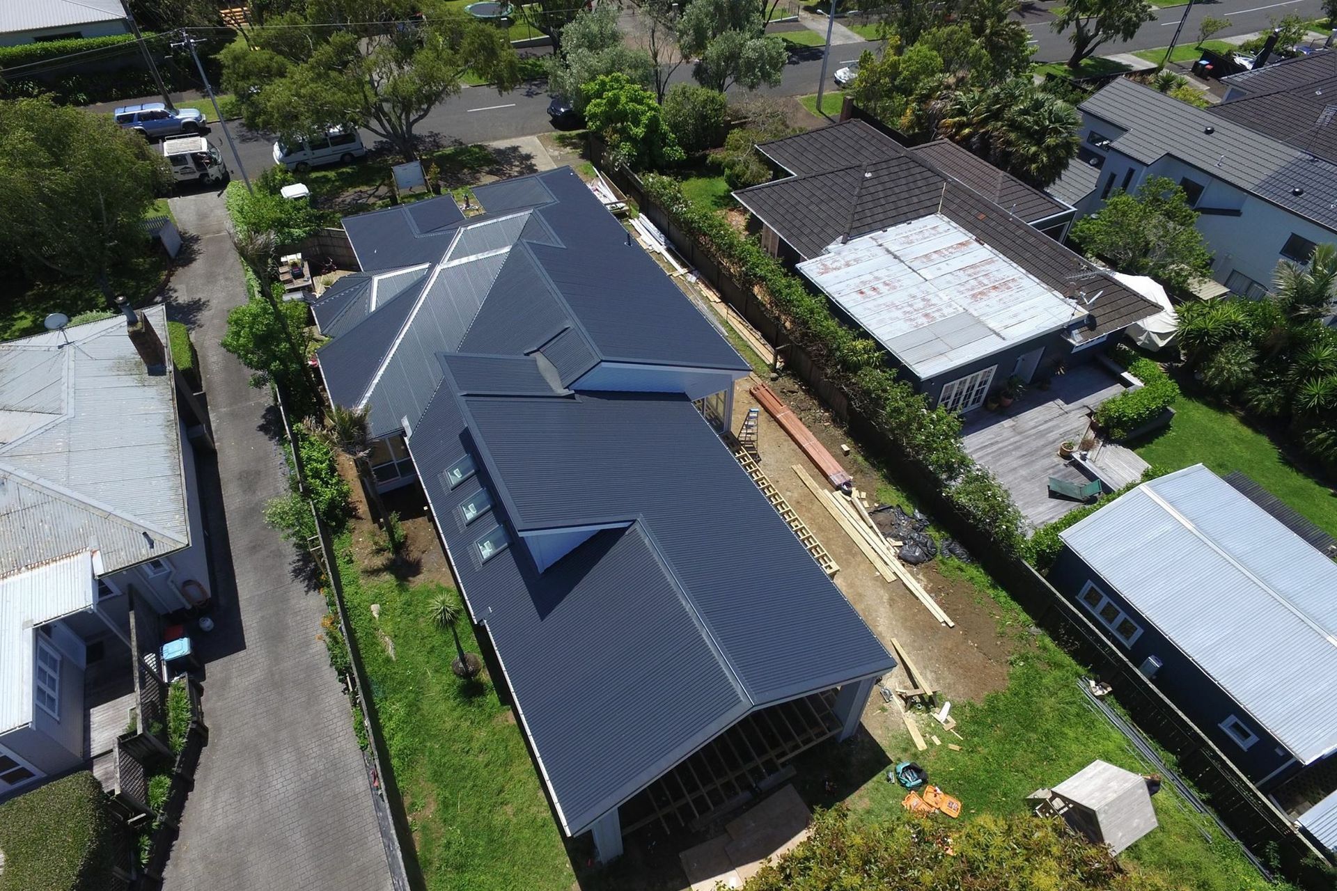 Random Carpentry by QBS