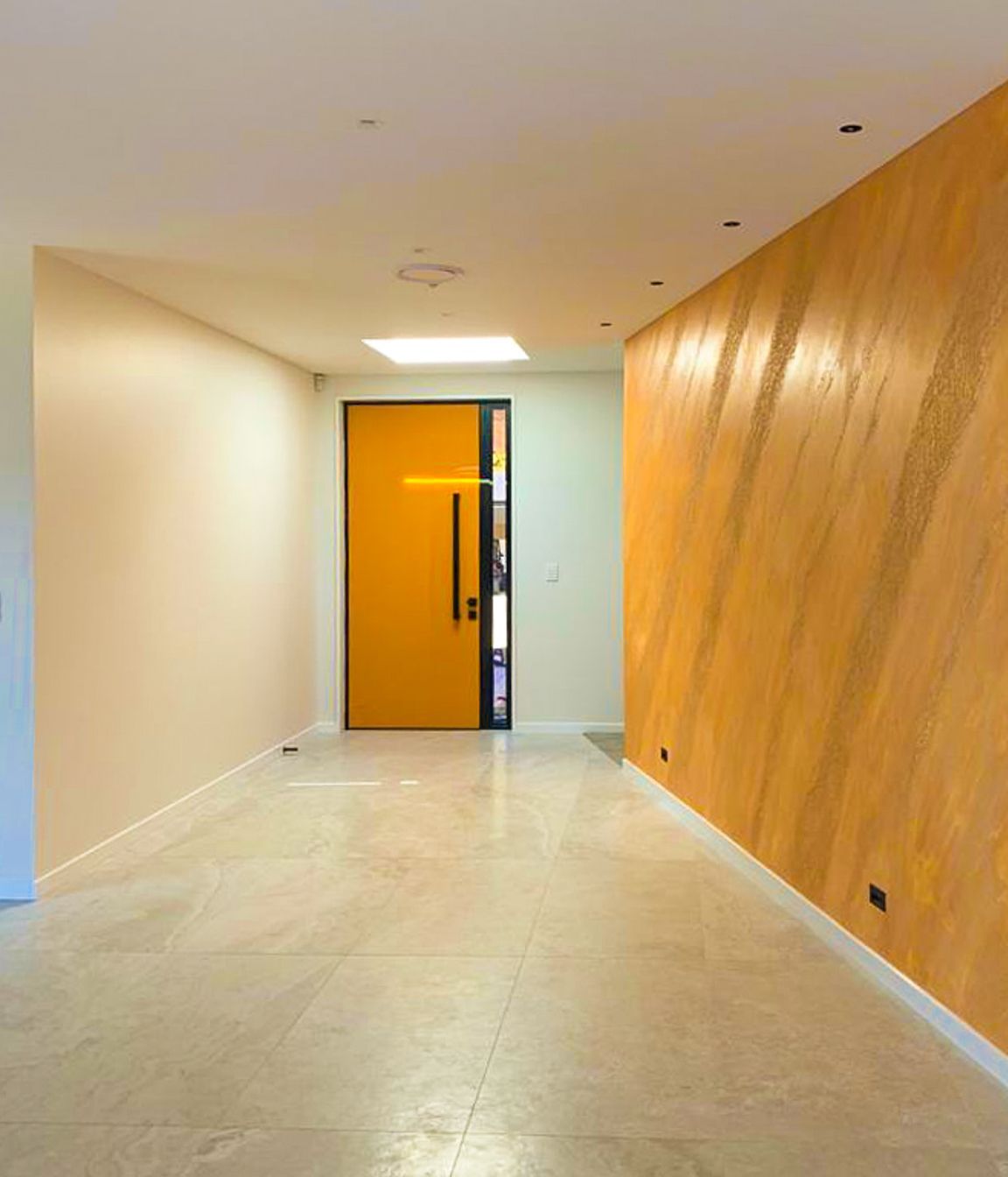 Polished Plaster - Entryway