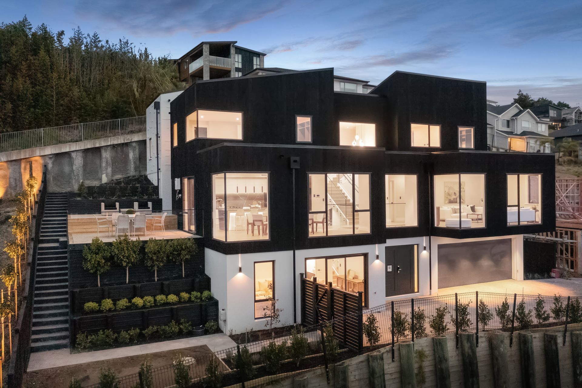 Colonial Drive, Silverdale