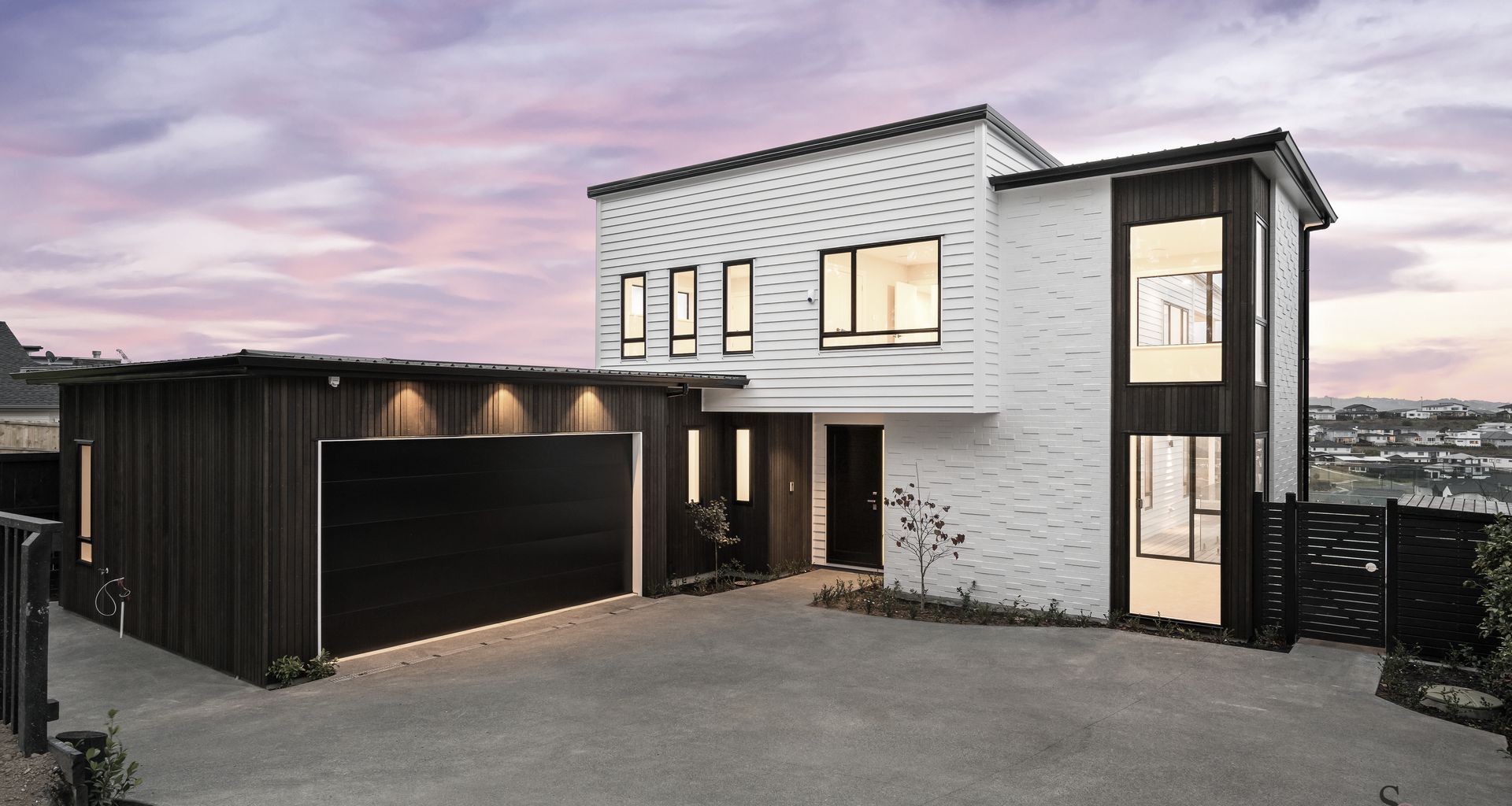 Wainui Road, Silverdale banner