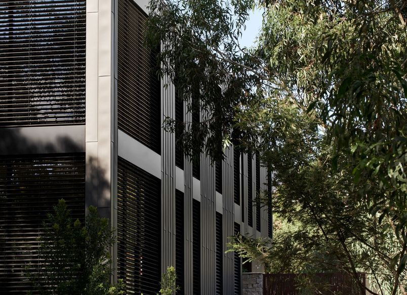 SOM Blinds - External Venetians - Glen Waverley - Finnis Architecture