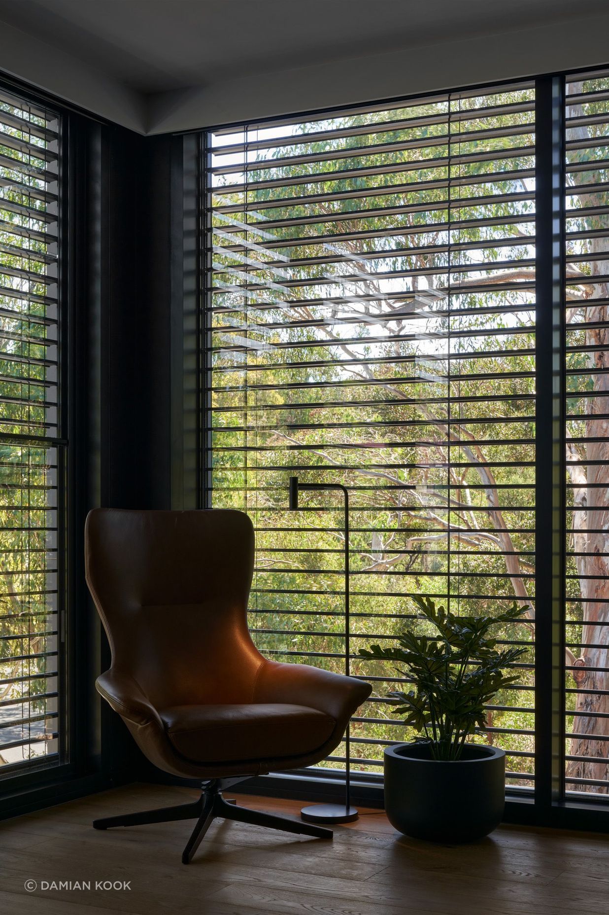 SOM Blinds | Motorised External Venetians | Finnis Architects | Photography | Damien Kook