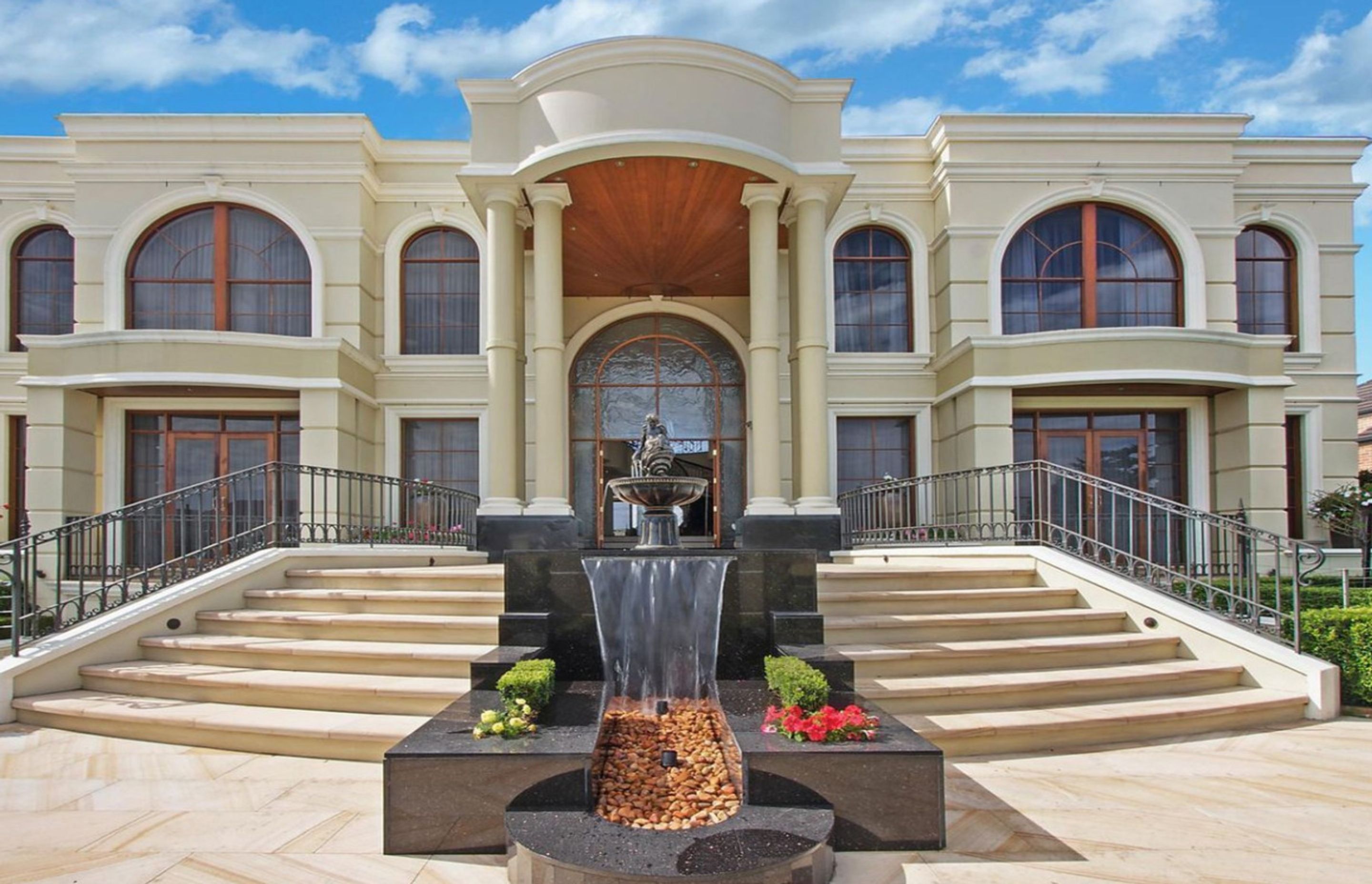 Front-House-Castle-Hill-.jpg
